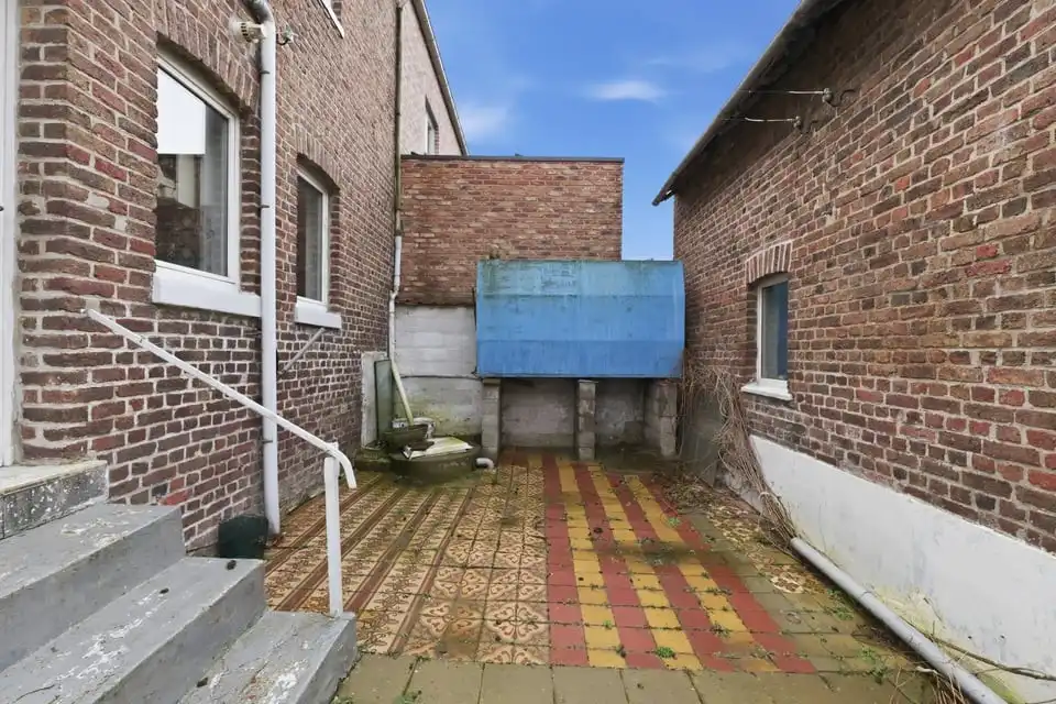 VOLLEDIG TE RENOVEREN WONING IN HEERS foto 22