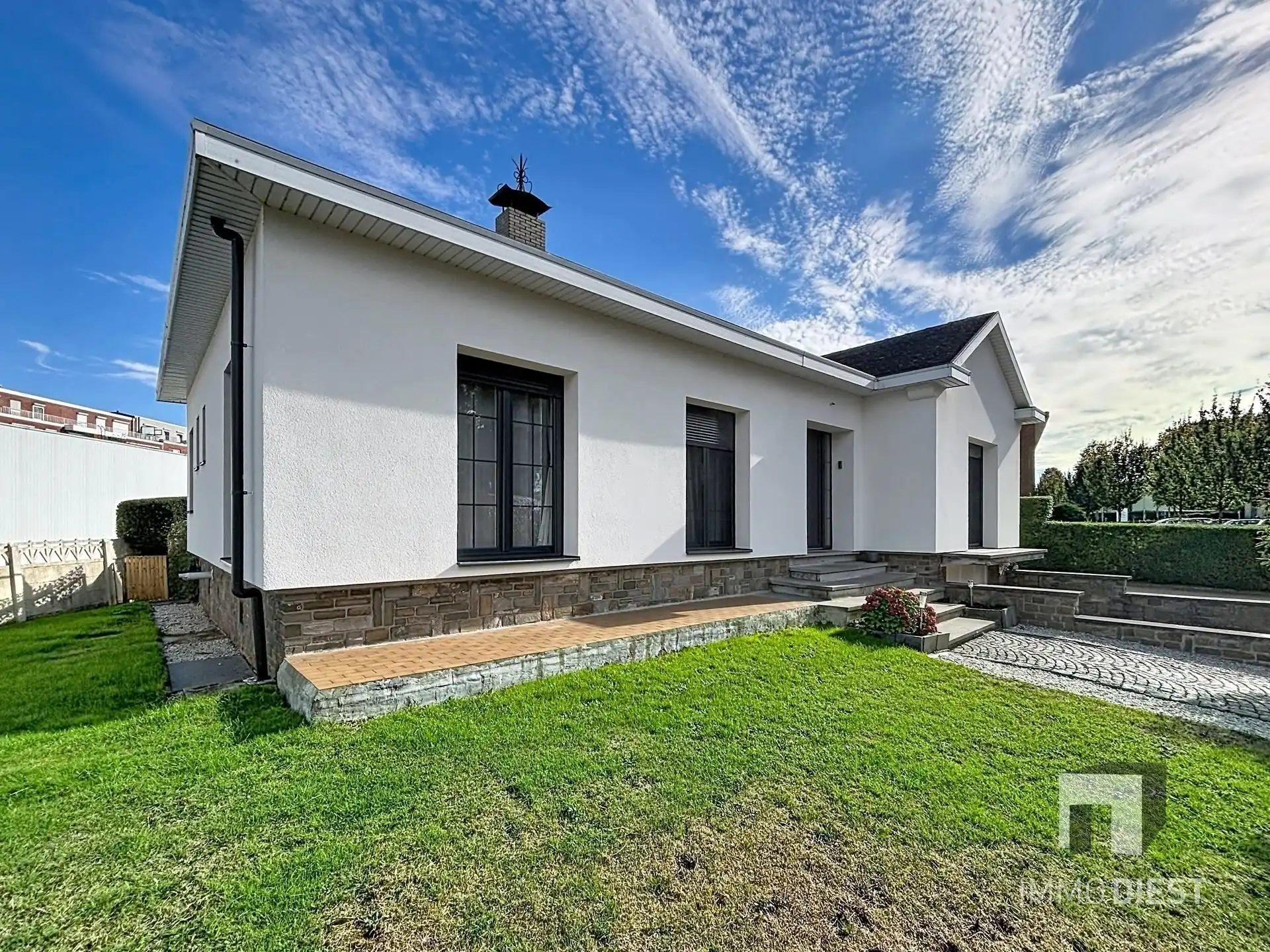 Gerenoveerde gelijkvloers woning centrum Tessenderlo foto 2