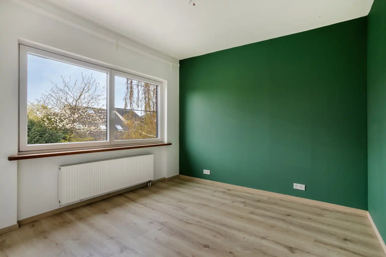 Volledig gerenoveerde driegevel bel-etage in rustige wijjk foto 11