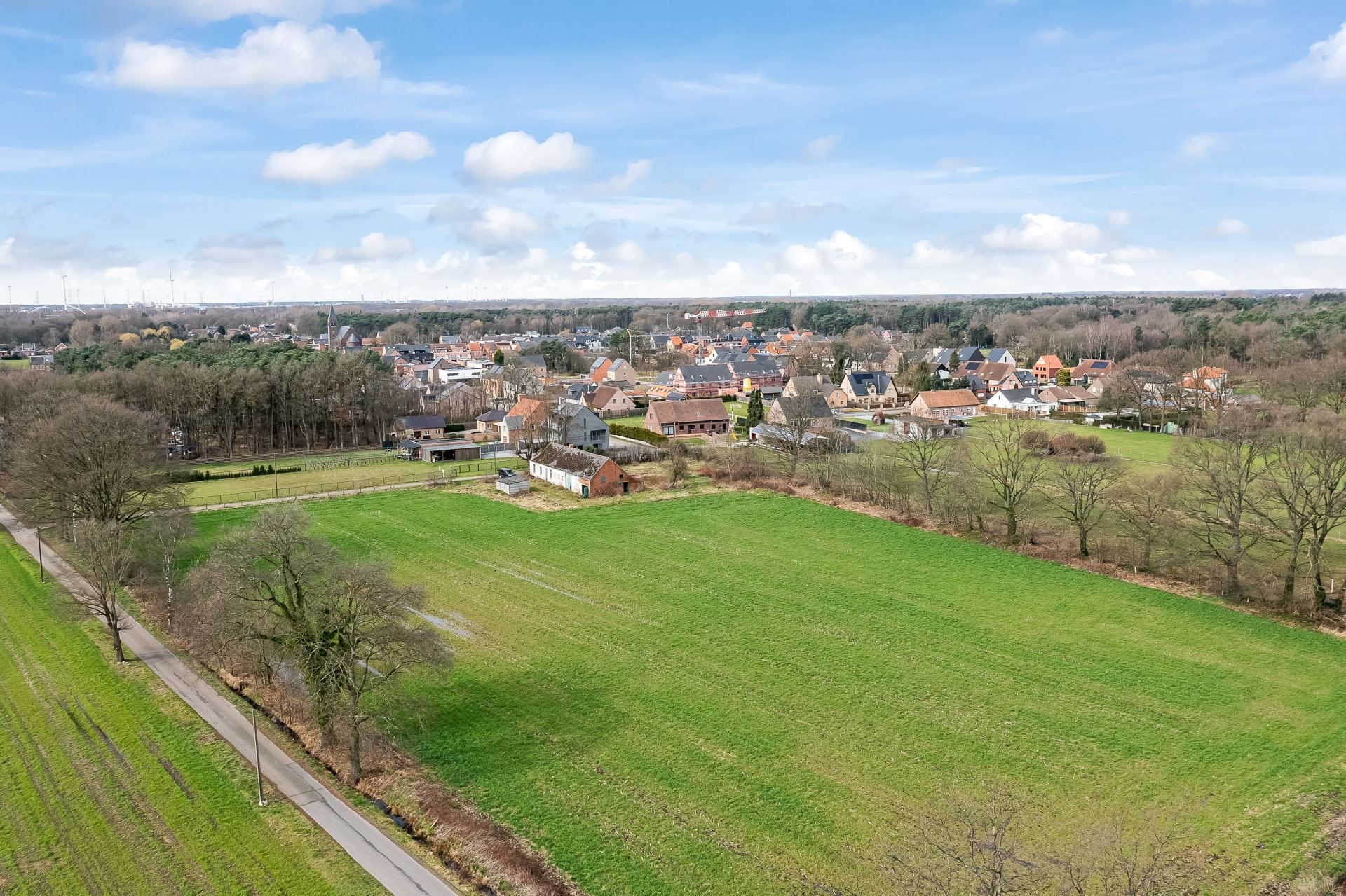 Charmante, volledig te renoveren of herop te bouwen hoeve op een perceel van bijna 2 hectare foto 21