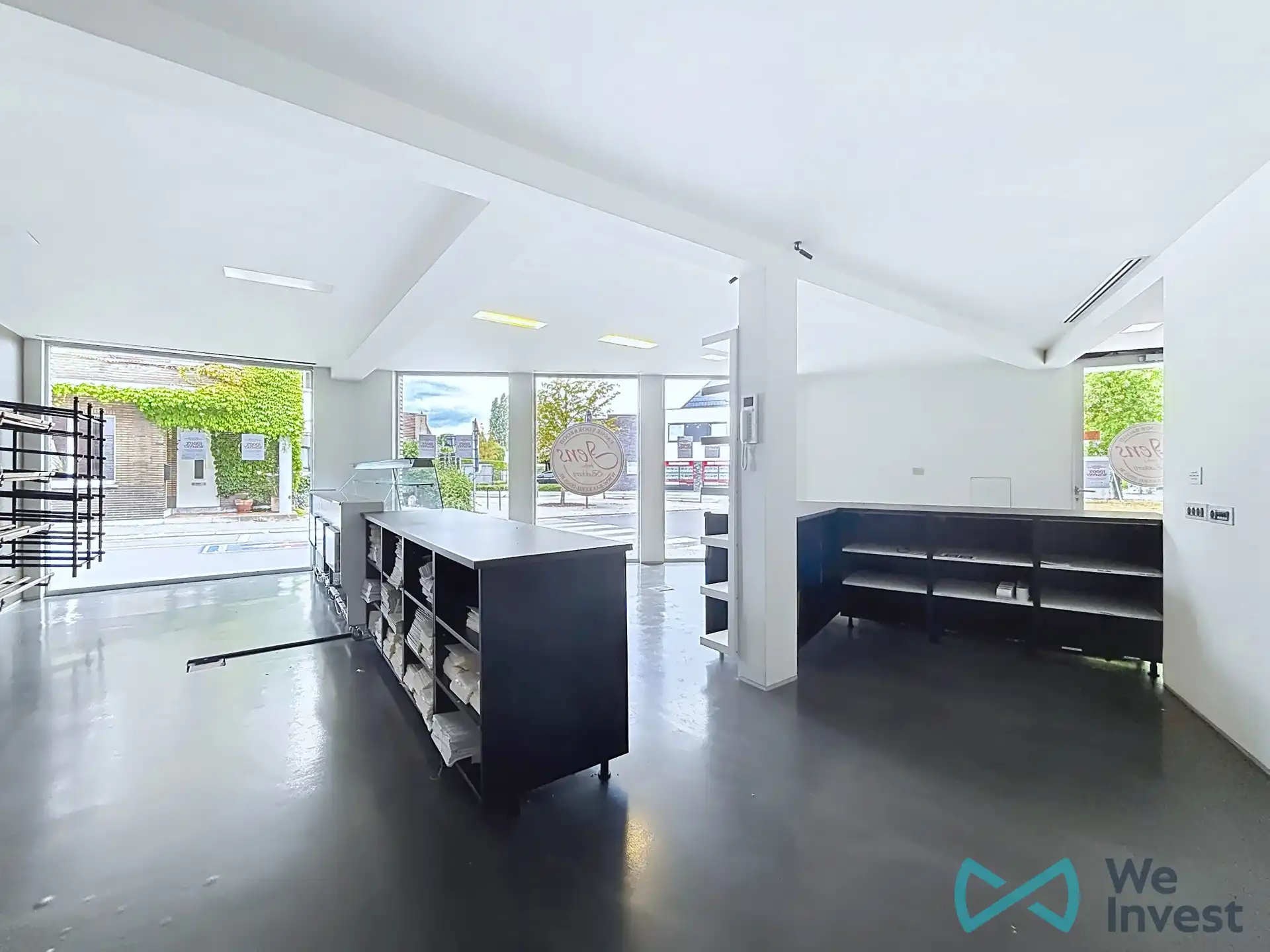 Handelspand van 95 m² op uitstekende commerciële ligging! foto 6