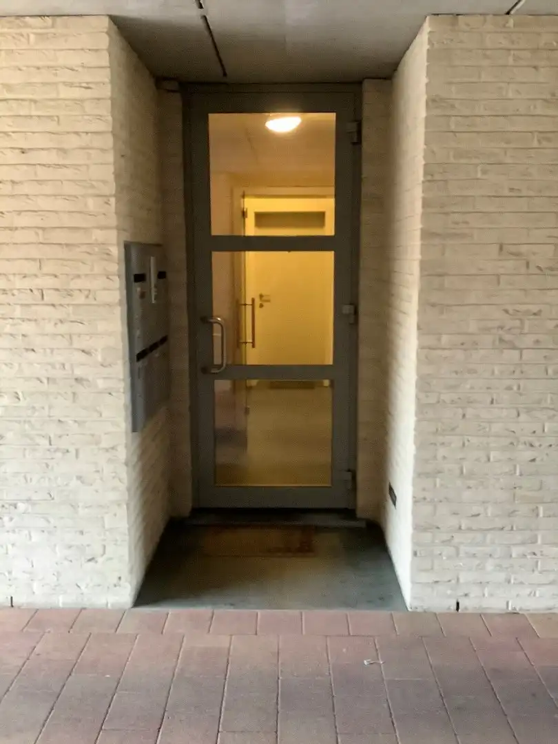 Duplex-appartement met 1 slaapkamer, terras aan voor-en achterkant apt.+ zeer mooi uitzicht foto 2