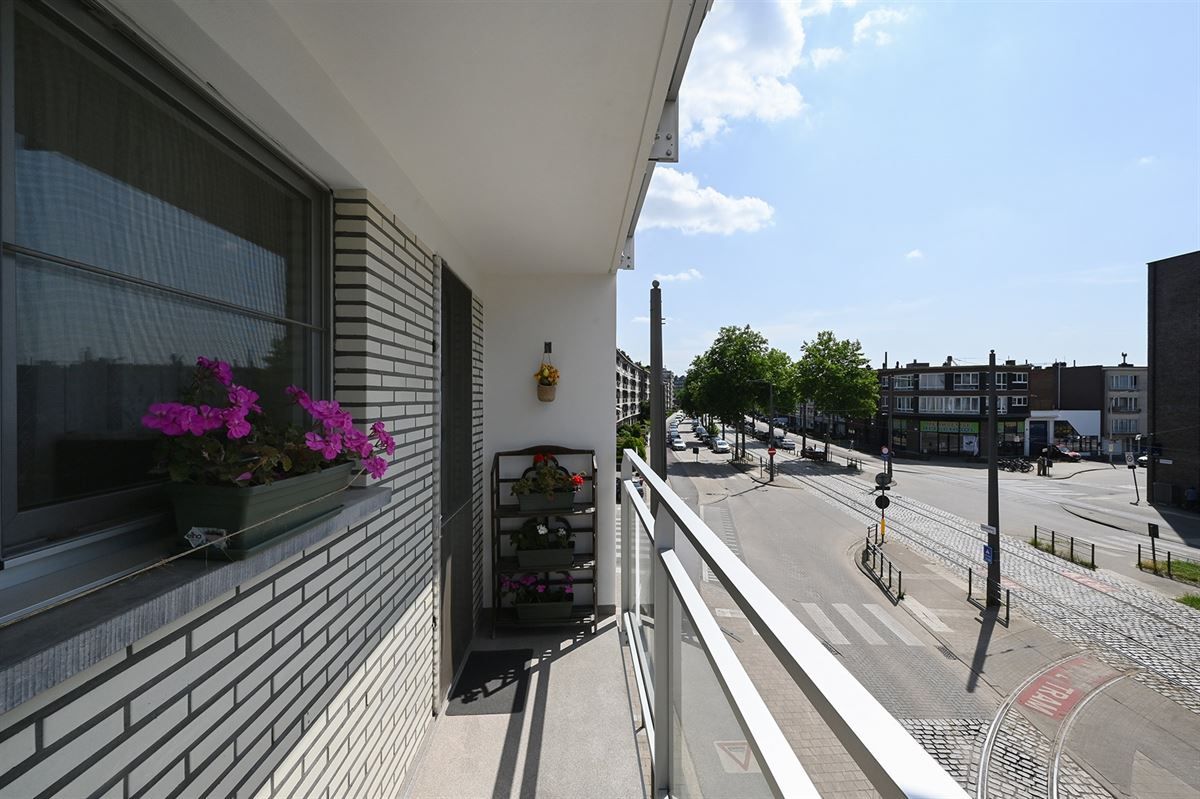 Zeer ruim hoekappartement met 3 slpk en garagebox foto 20