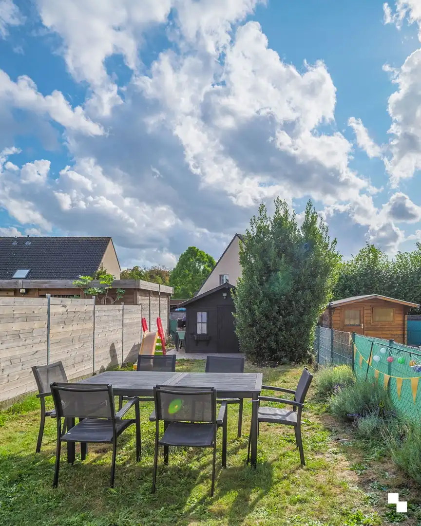 Op te frissen woning te koop aan het station van Melle foto 15