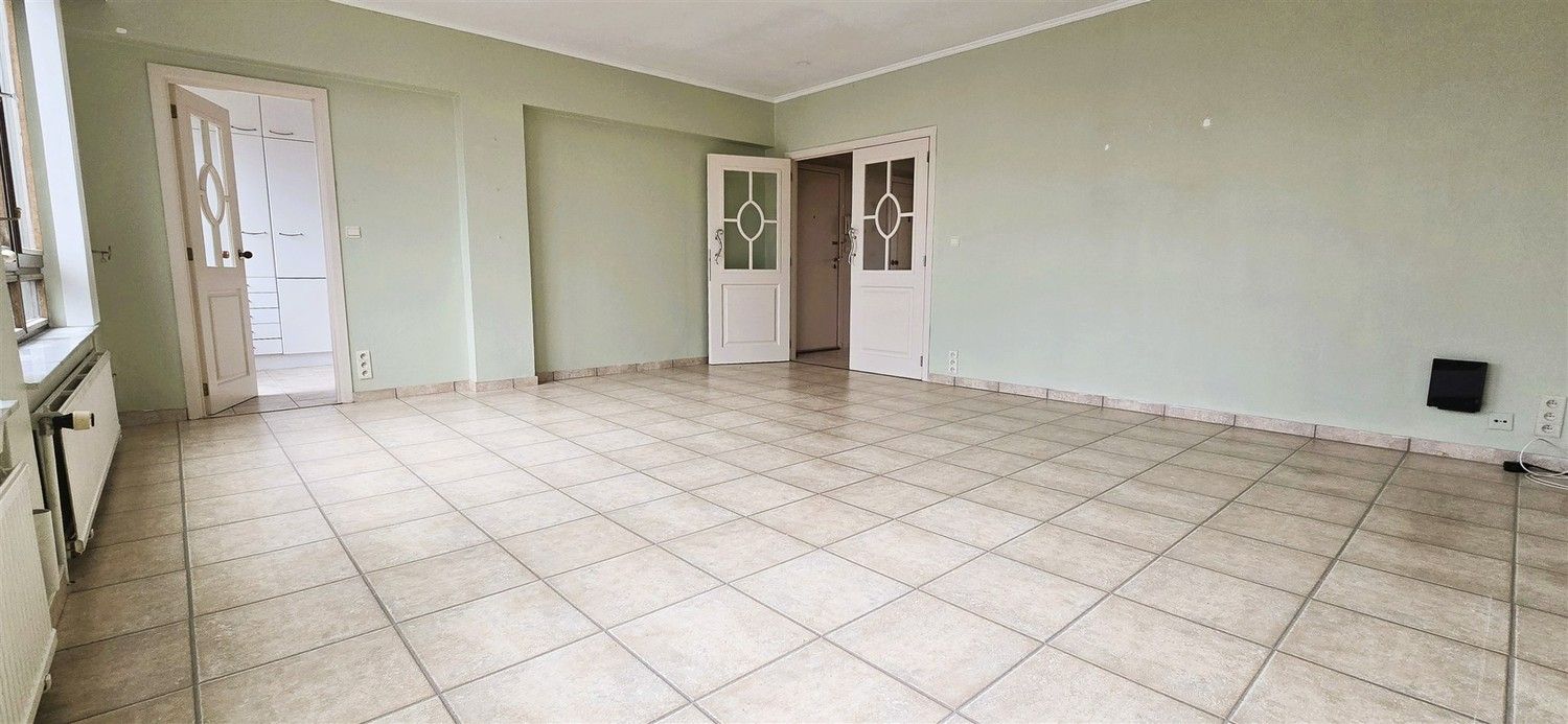 Instapklaar appartement met 3 slaapkamers in Genk-Centrum! foto 11