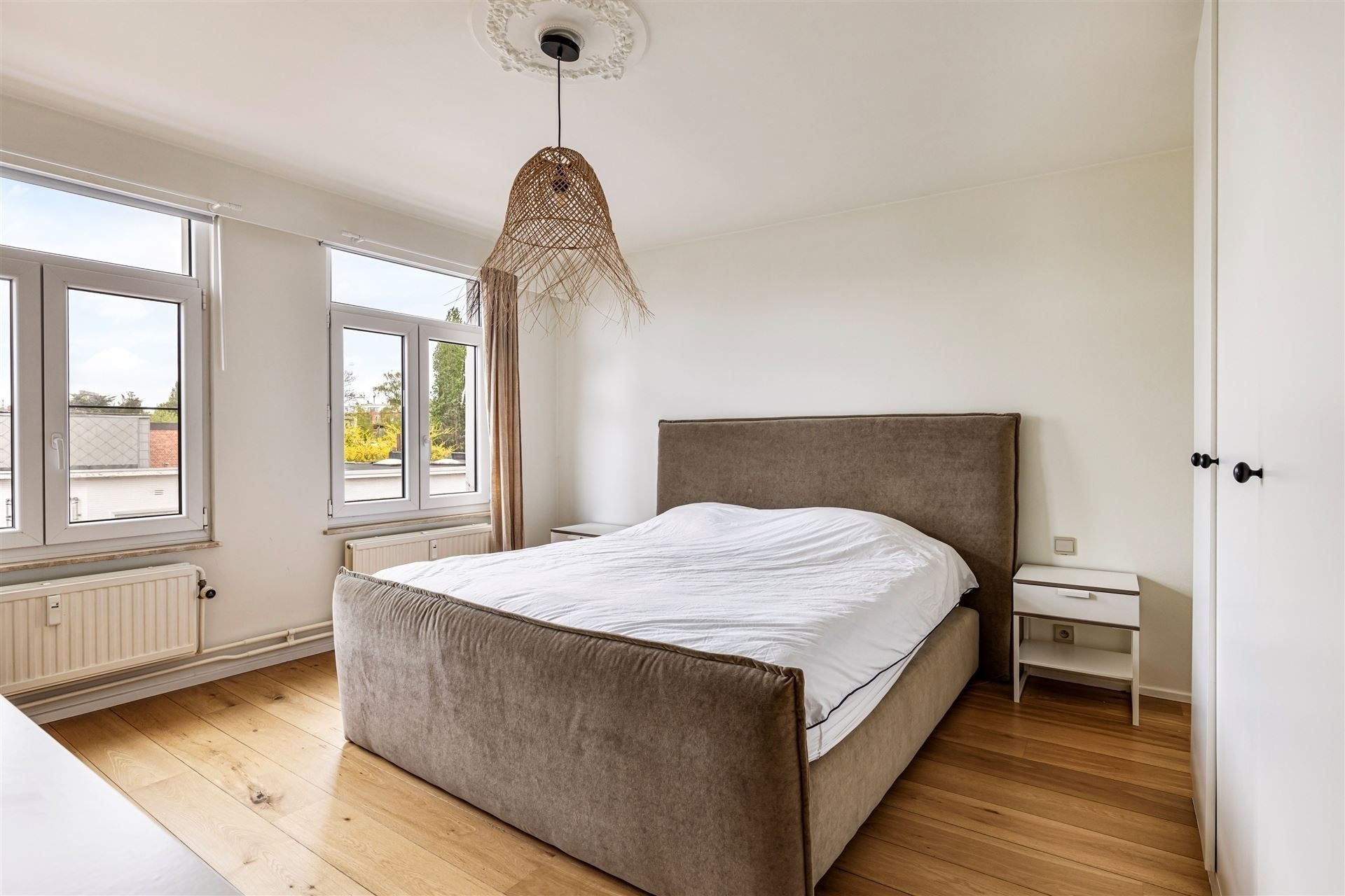 Karaktervolle woning met twee aparte woonunits foto 26
