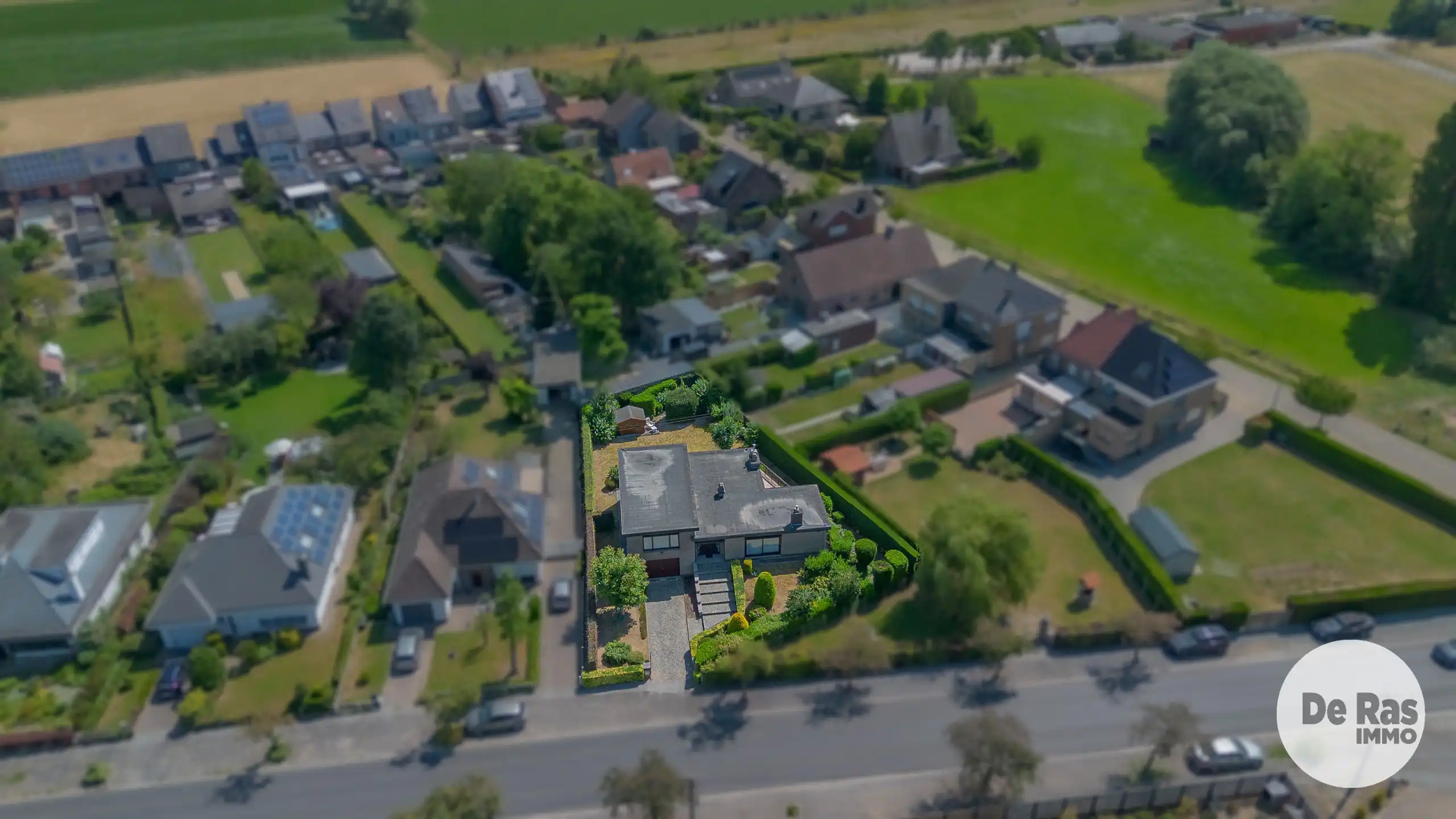 NIEUWERKERKEN – Statige en bijzonder ruime gezinswoning  foto 34