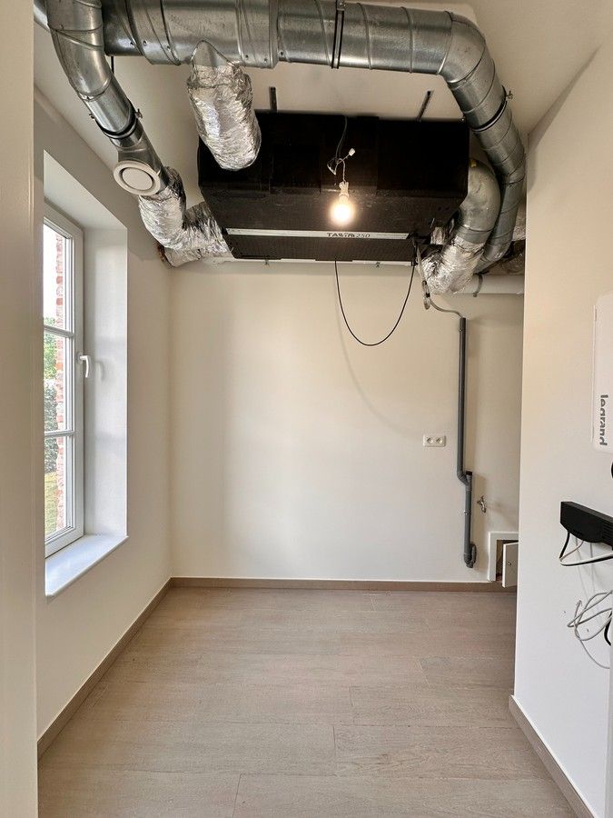 Mooi gelijkvloersappartement met 2 slpk en parking foto 6