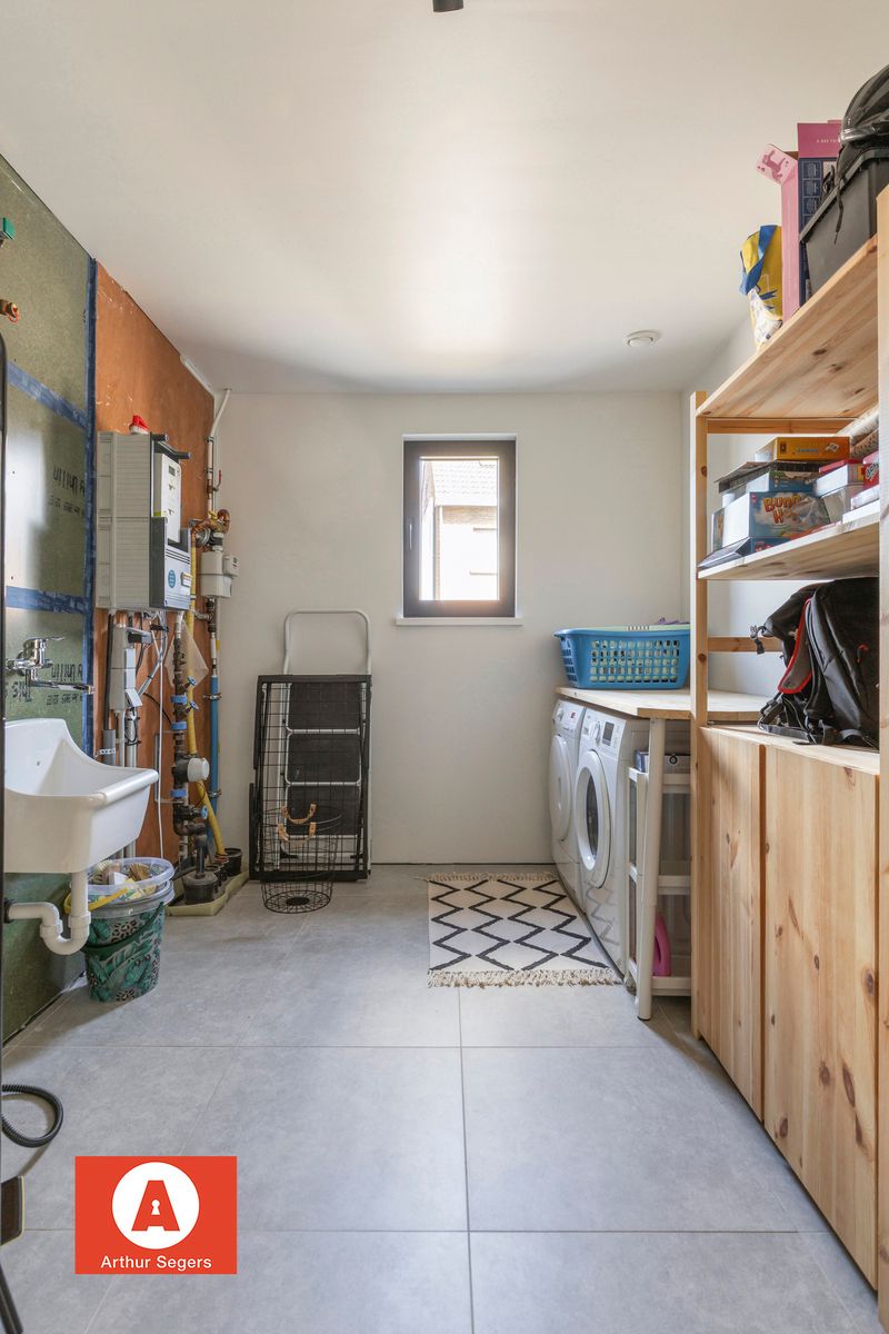 Halfopen BEN-woning met zonnige tuin en 4 slaapkamers foto 12