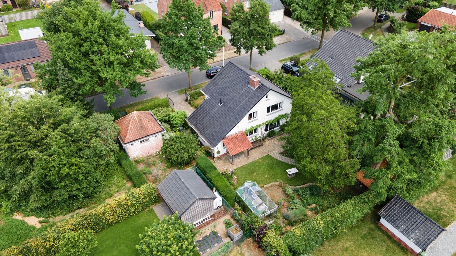 KARAKTERVOLLE WONING MET TOFFE TUIN EN GARAGE! foto 21