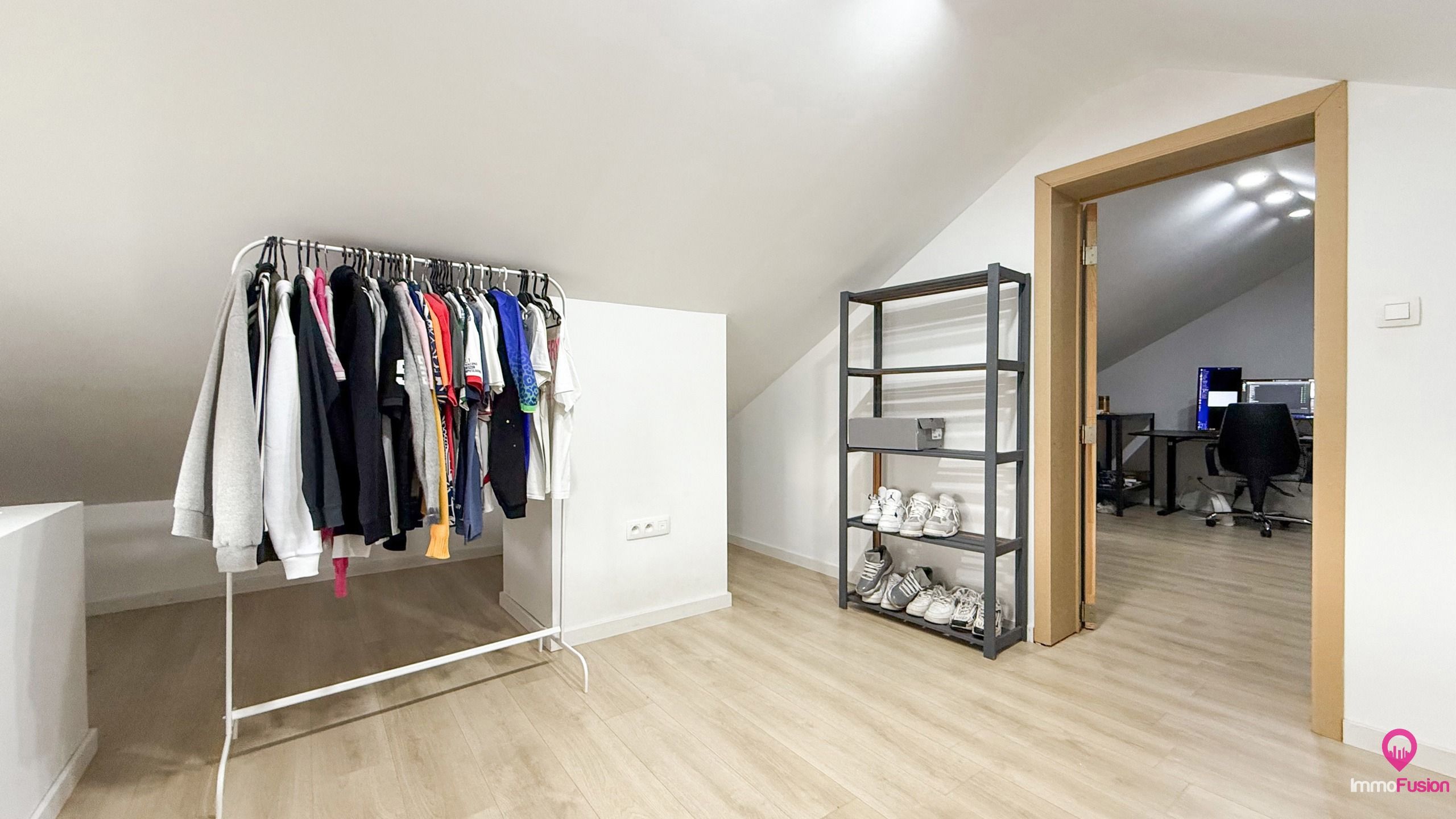 Instapklare woning met 6 slaapkamers in Heusden-Zolder! foto 24