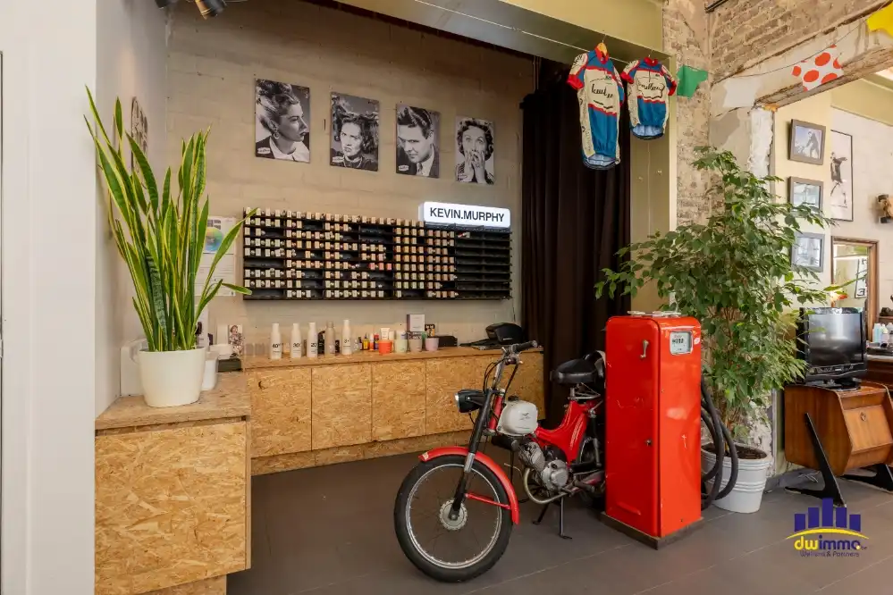 Commerciële kapperszaak met topligging ter overname in Gent foto 7