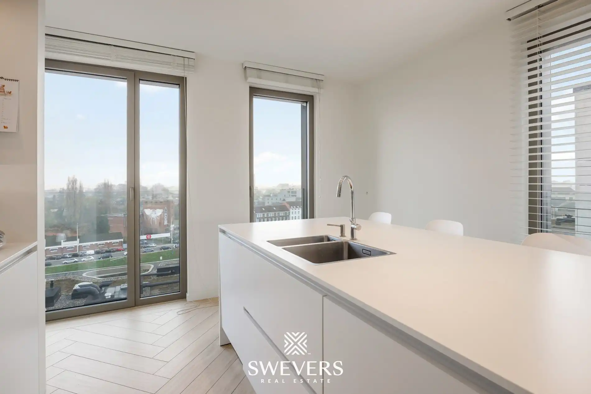 Uniek penthouse (168m²) met 3 slpk en een fantastisch uitzicht in centrum Hasselt foto 11