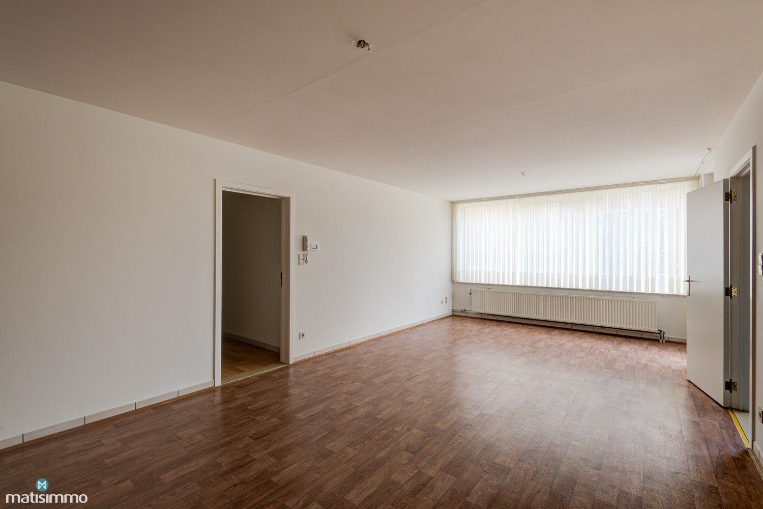 INSTAPKLAAR APPARTEMENT MET 2 SLAAPKAMERS, TUIN EN GARAGE IN SCHOONBEEK foto 2