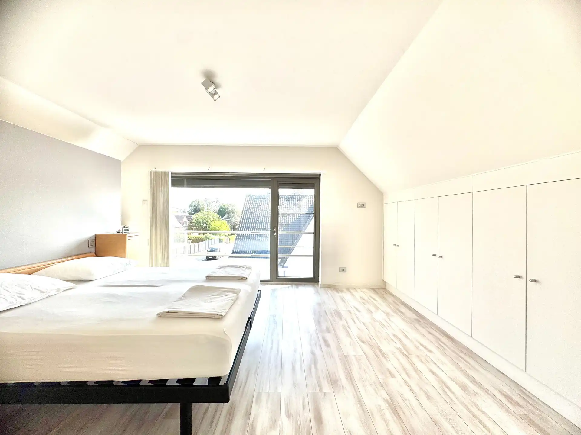MAGAZIJN-CONSTRUCTIEHAL | KANTOOR | TRIPLEX APPARTEMENT | 1.147 M² foto 35