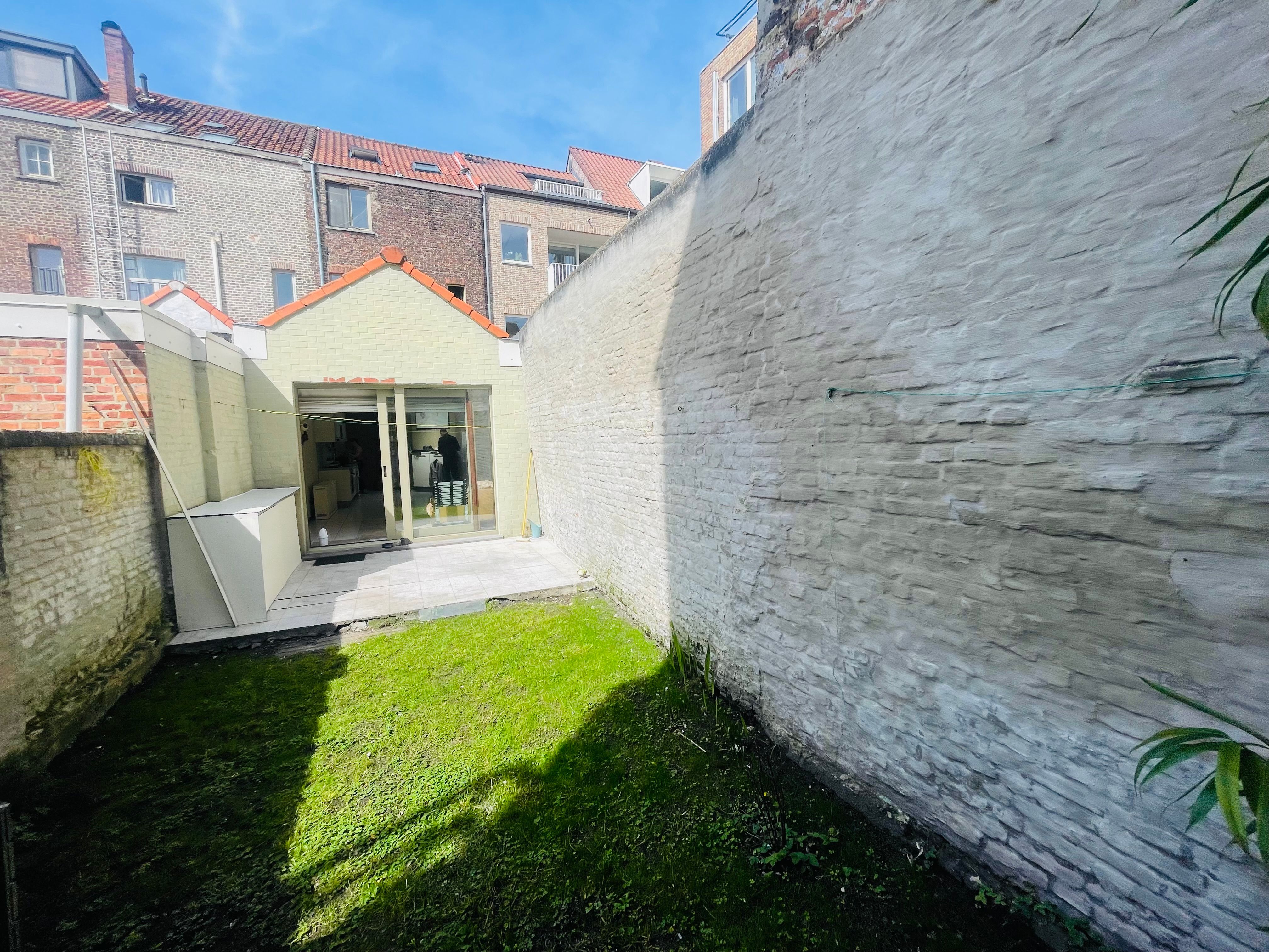 Brugge centrum, vlakbij Vestingen, het station  Heel leuk gelijkvloersappartement met tuin en 1 slaapkamer foto 10