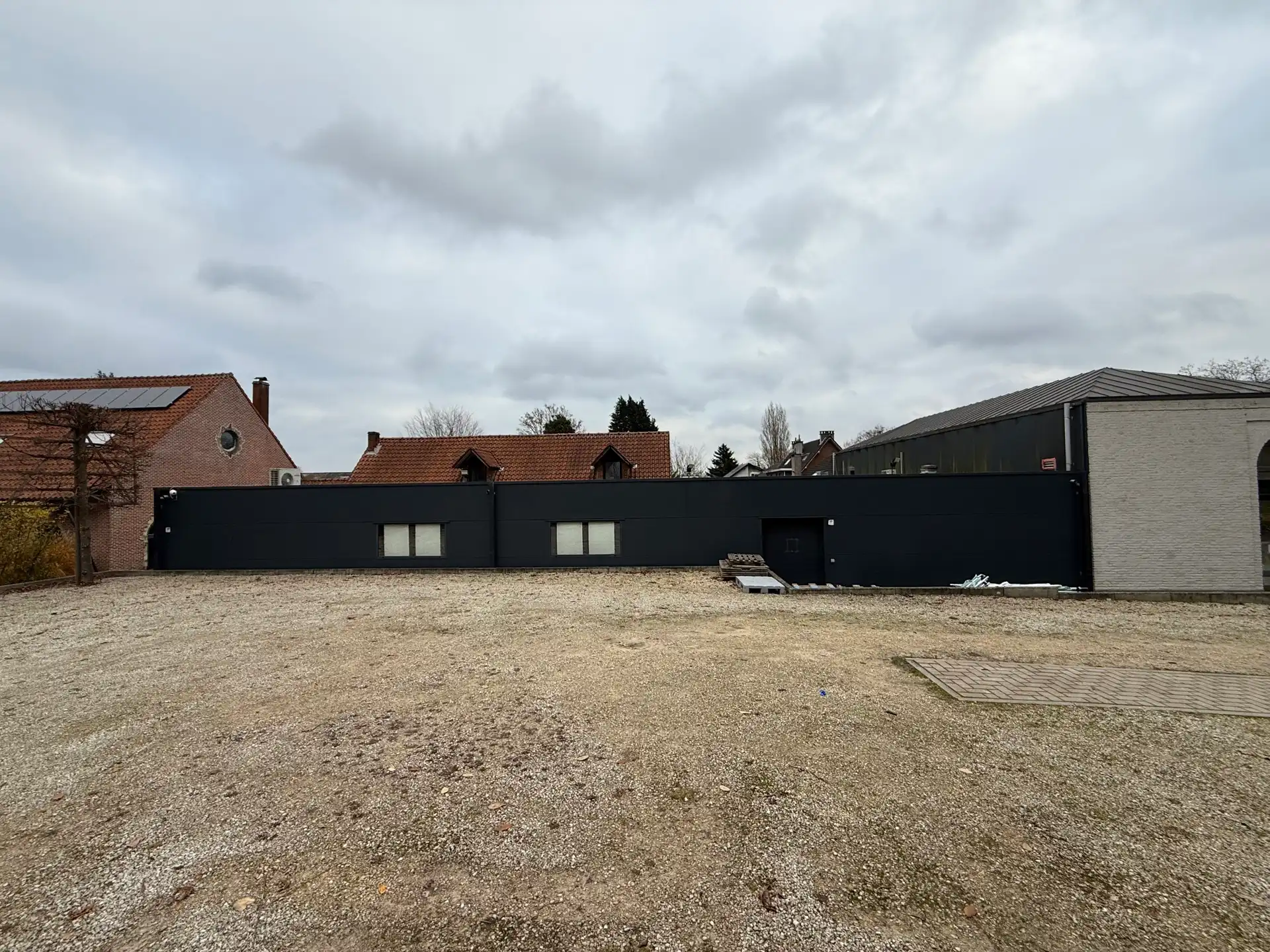 Grote opslagplaats (181m²) op interessante locatie foto 5