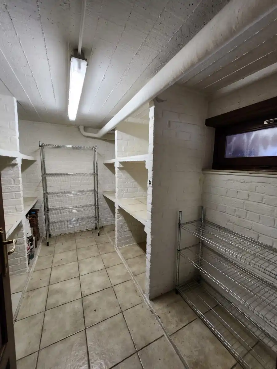 Ruime woning met 4 slaapkamers, garage en tuin in Dilbeek foto 18