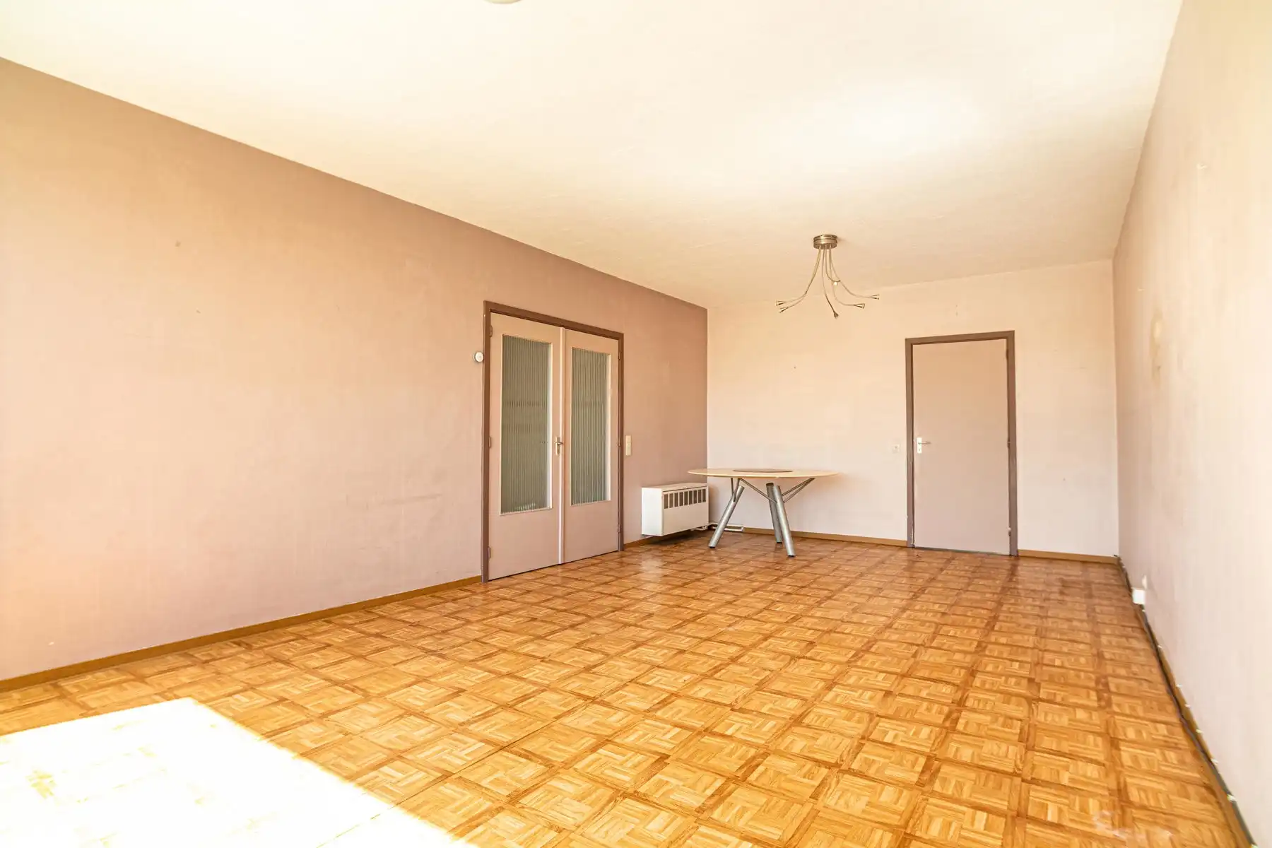 Ruim 3-slaapkamerappartement met potentieel foto 6