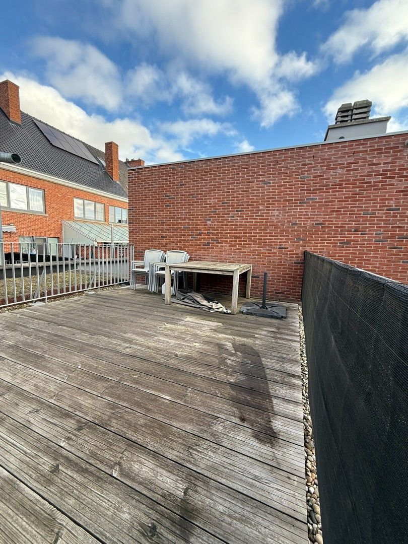 Instapklaar appartement met ruim terras vlakbij het centrum van Diepenbeek. foto 7