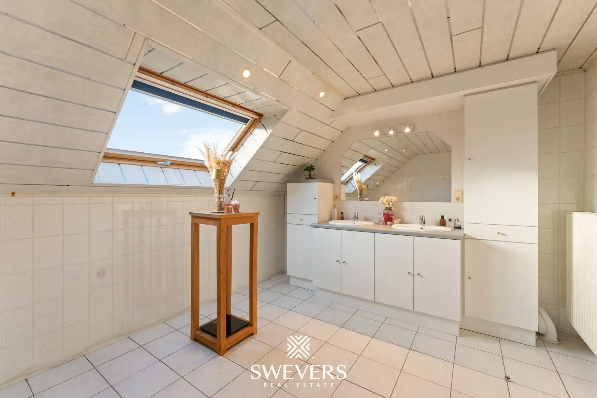 Instapklare en rustig gelegen gezinswoning met zuidgerichte tuin te Alken foto 23