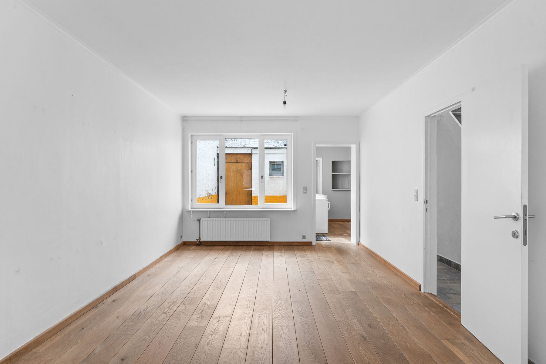 AUTHENTIEKE  2 SLPK INTERBELLUMWONING MET ZONGERICHT TERRAS foto 5