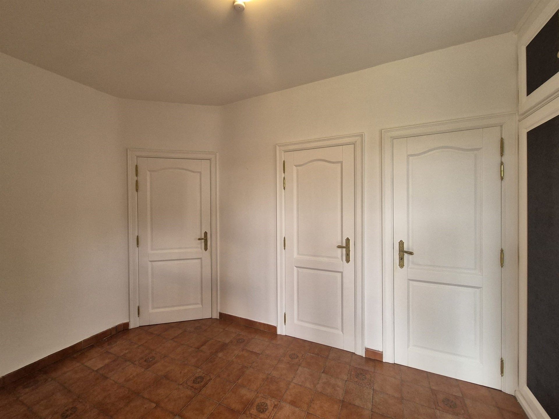 Gunstig gelegen gezellige bungalow met 3 slaapkamers. foto 22