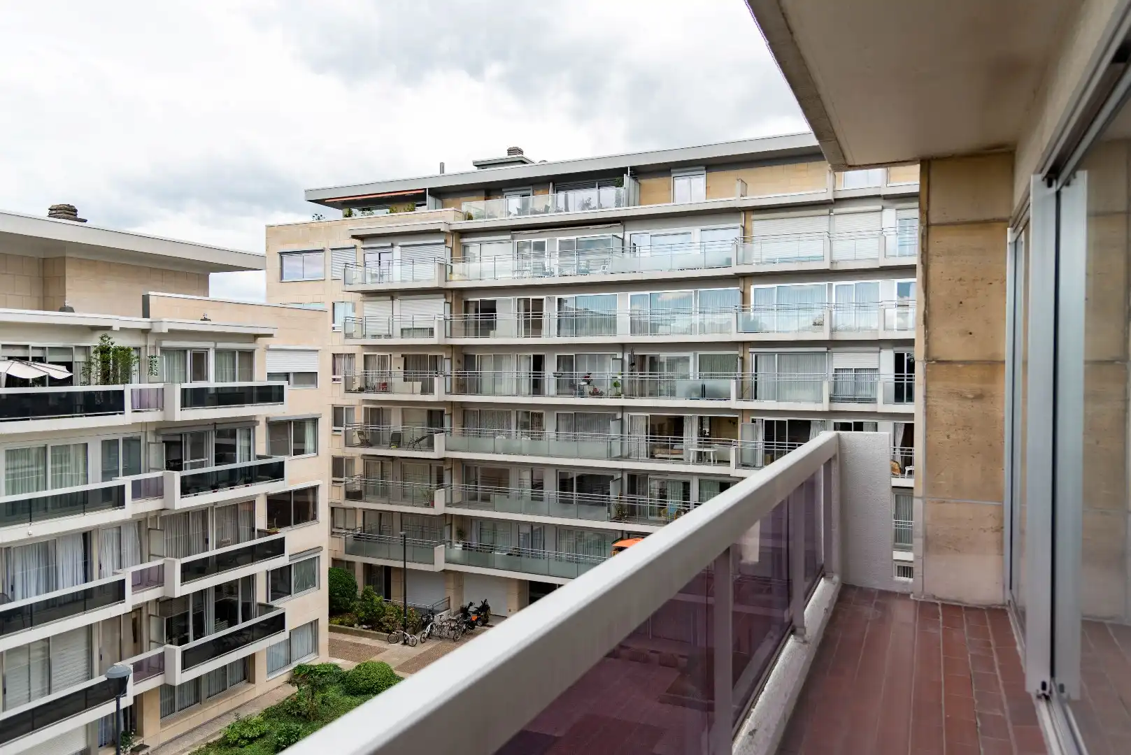 Aangenaam 2-slaapkamerappartement met terras op centrale ligging foto 5
