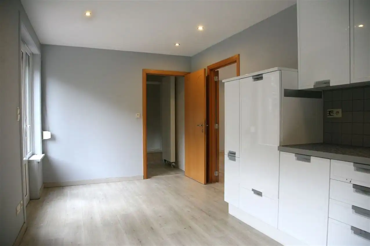 Zeer rustig gelegen gelijkvloerse woning met 3 slpk. foto 14