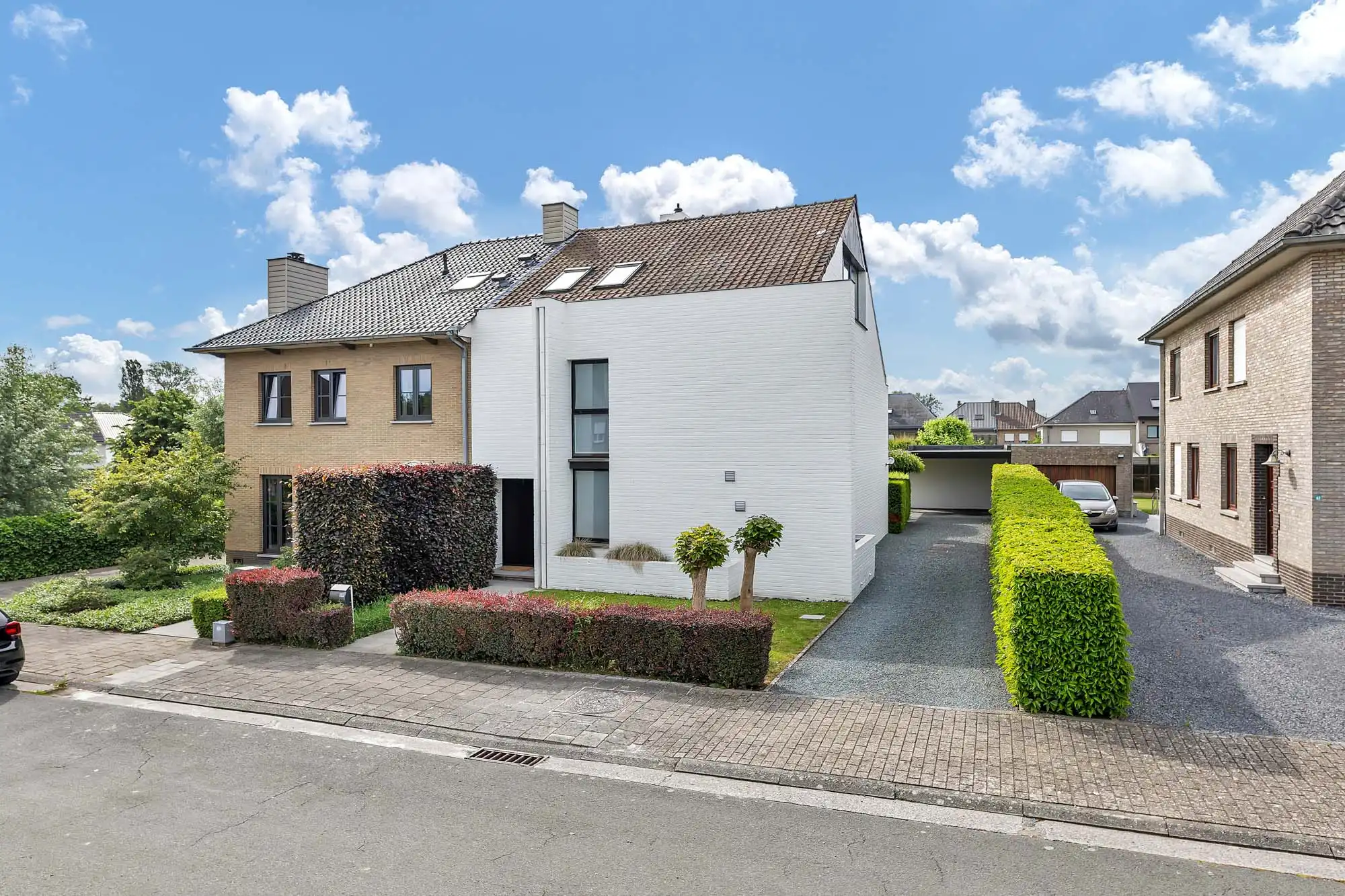Ruime gezinswoning met 4 slpks te OLV-Lombeek foto {{pictureIndex}}