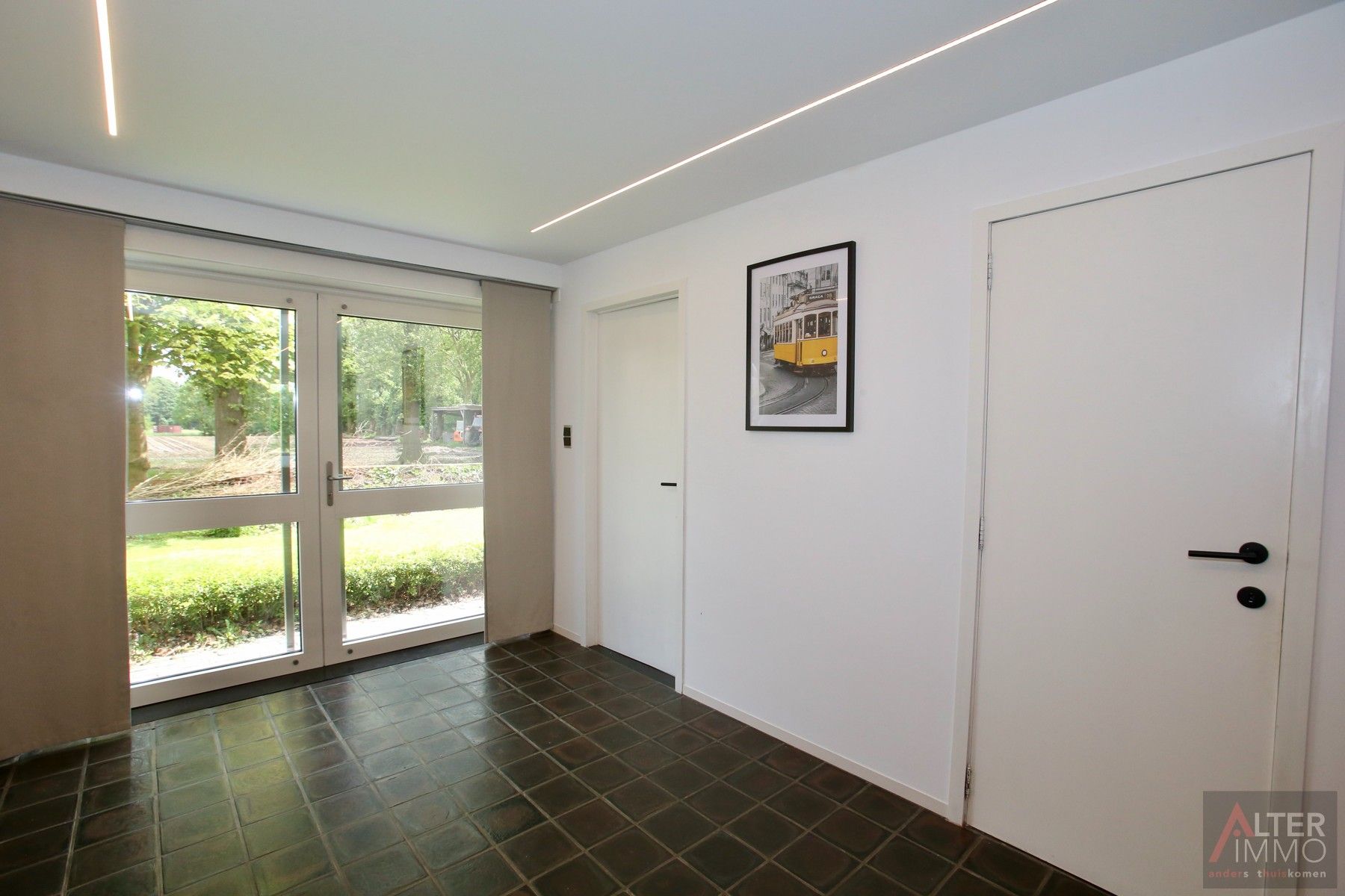 Tijdloze, instapklare en gerenoveerde woning (258m² netto bewoonbare opp.) op 10a 59ca! foto 10