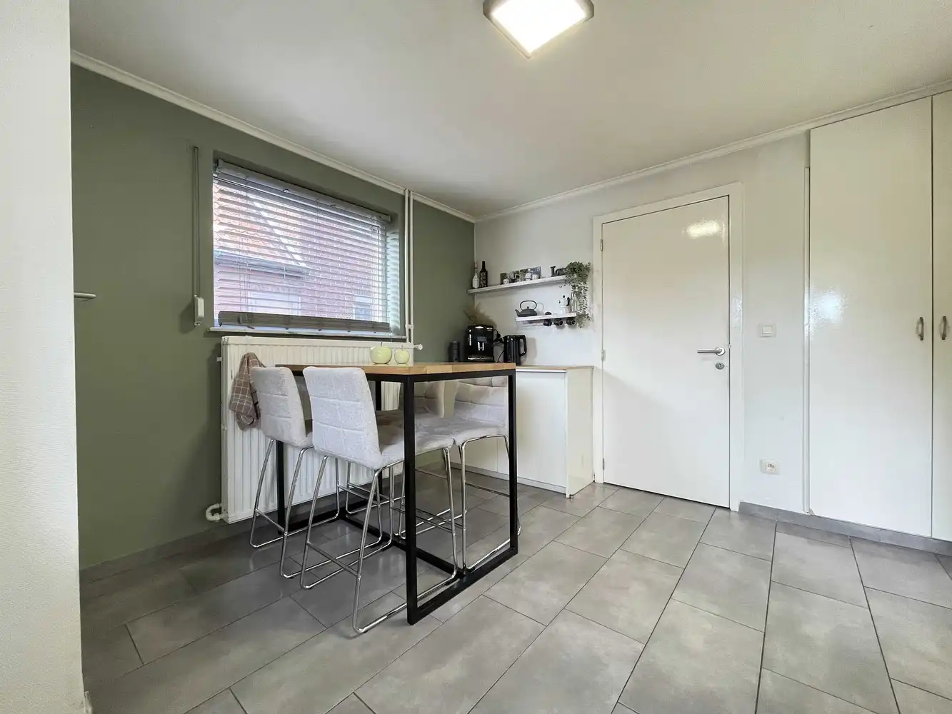 Instapklare gezinswoning met diepe tuin foto 6