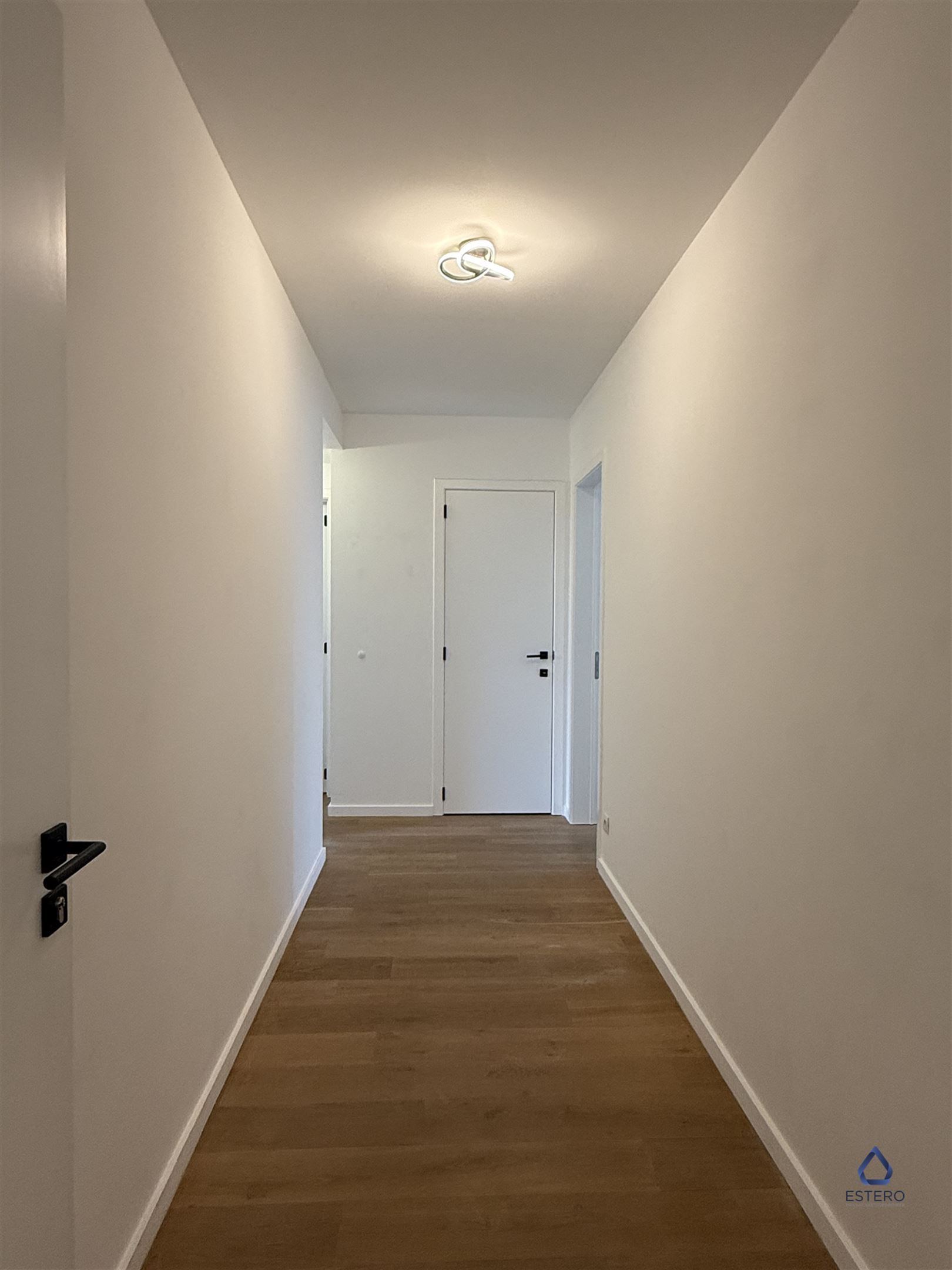 2 slaapkamer appartement op gunstige locatie foto 2