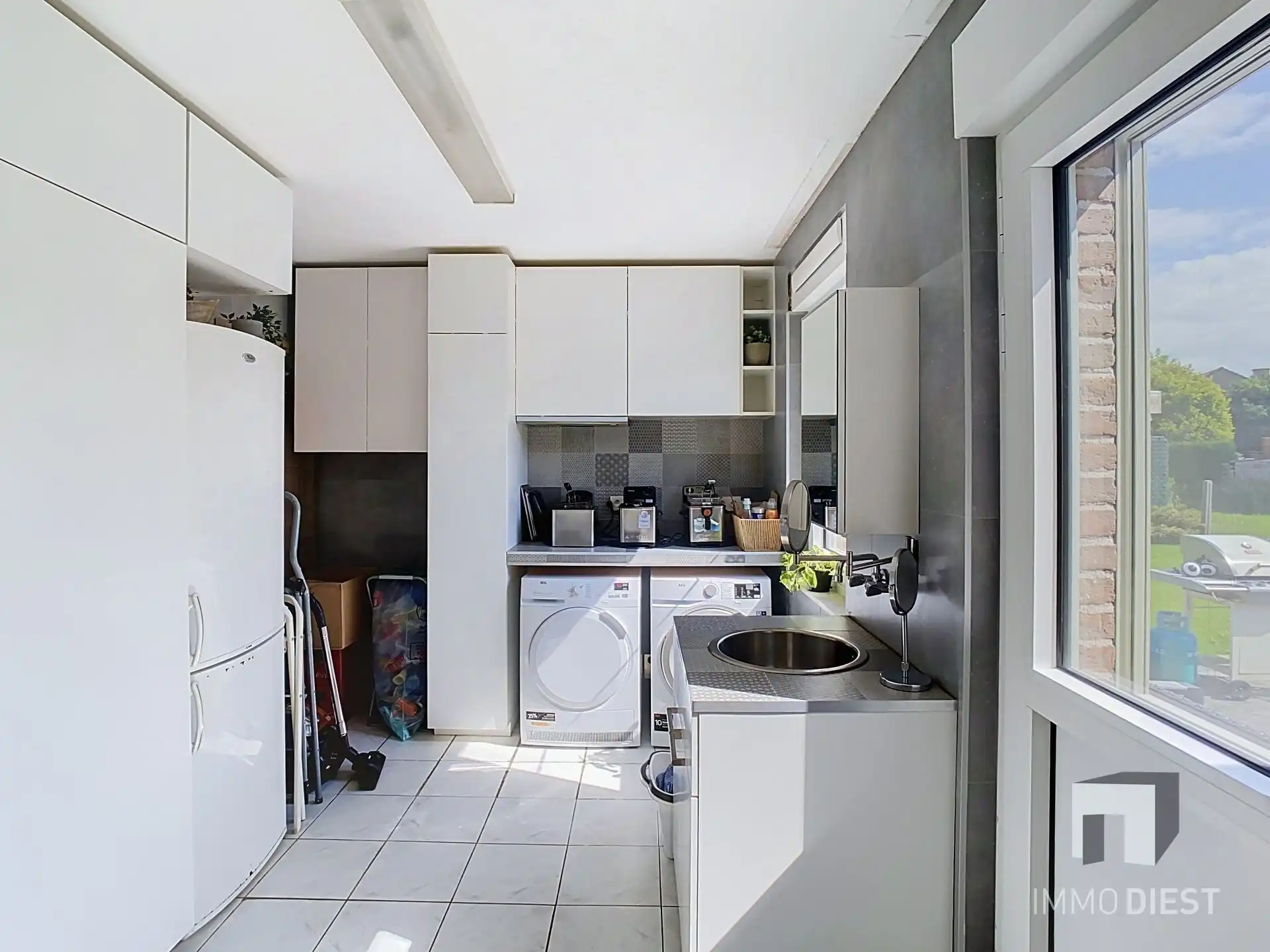Unieke duurzame woning met 5 slaapkamers foto 13