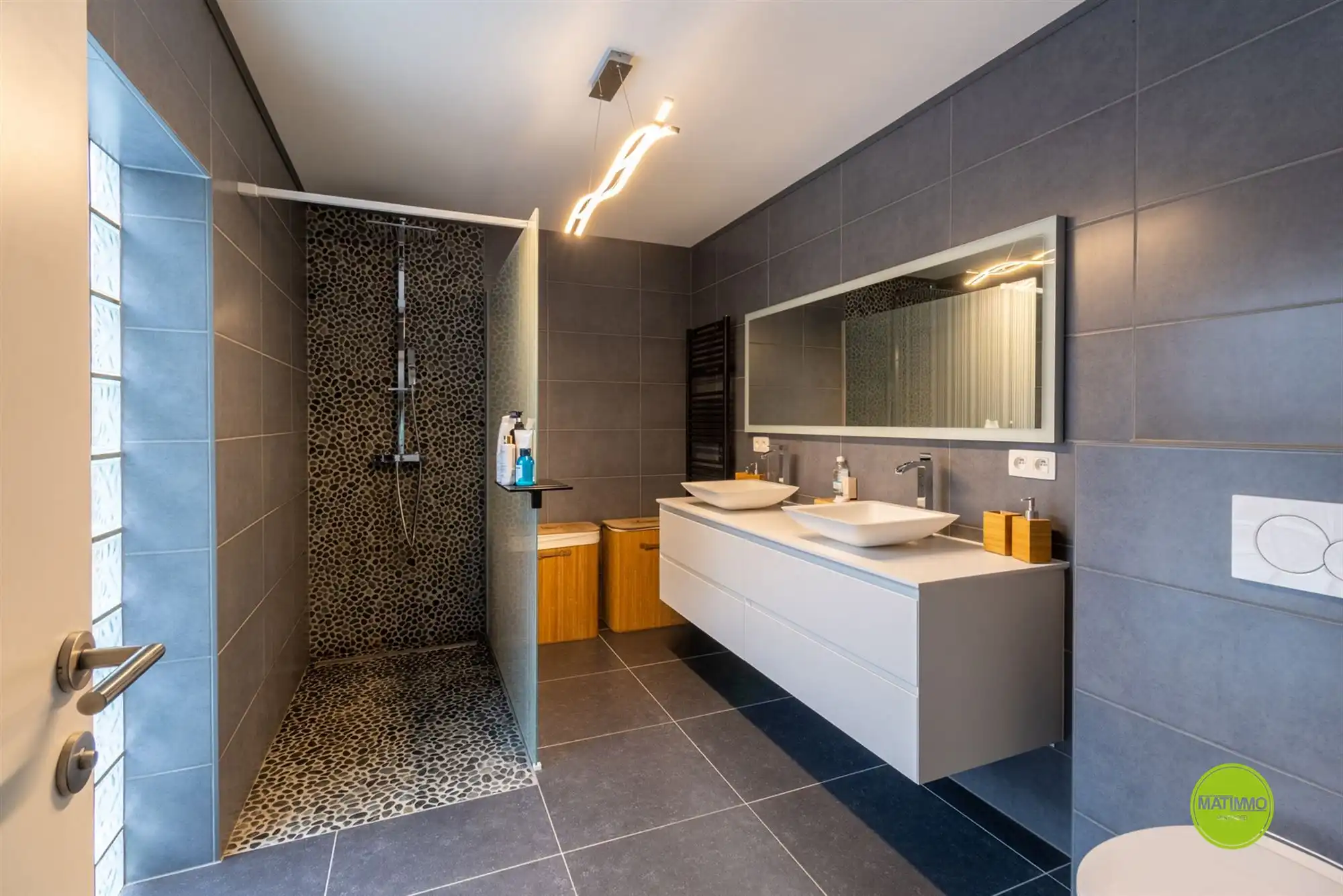 Instapklare, gerenoveerde woning met bijgebouw  foto 10