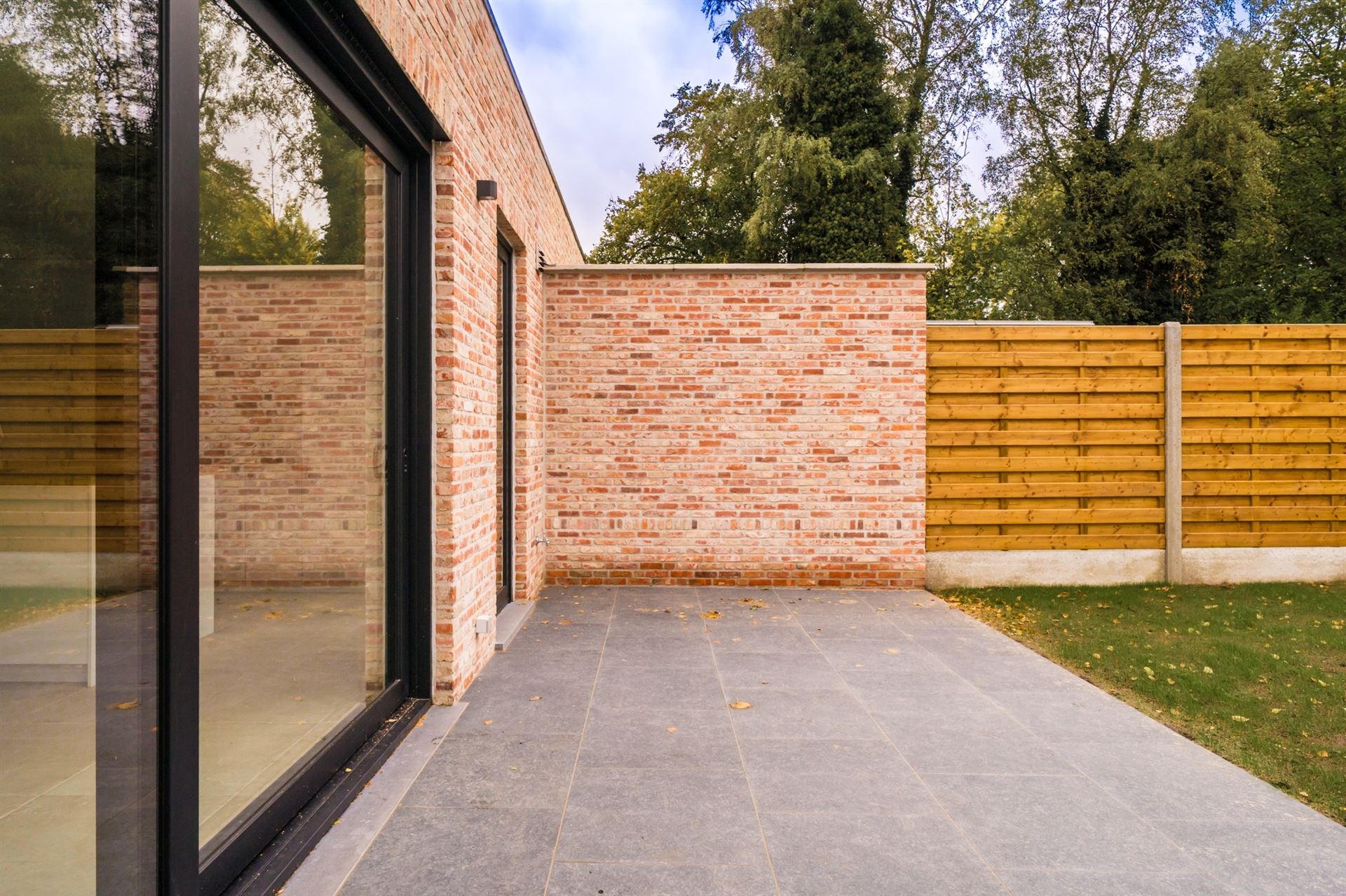 Moderne nieuwbouwwoning met 4 slpkm, tuin en garage  foto 23