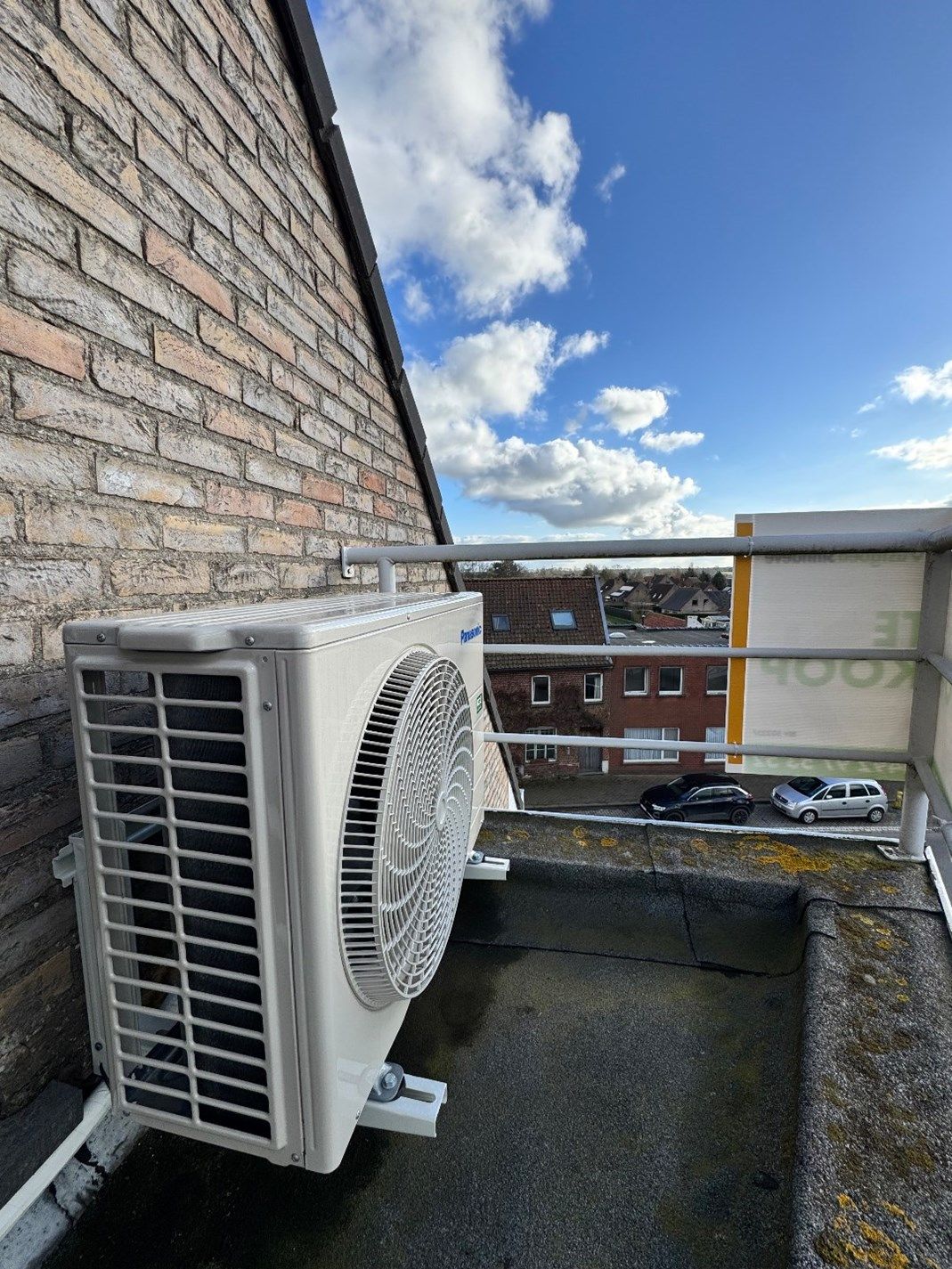 Instapklaar appartement met 2 slaapkamers te Aartrijke foto 21