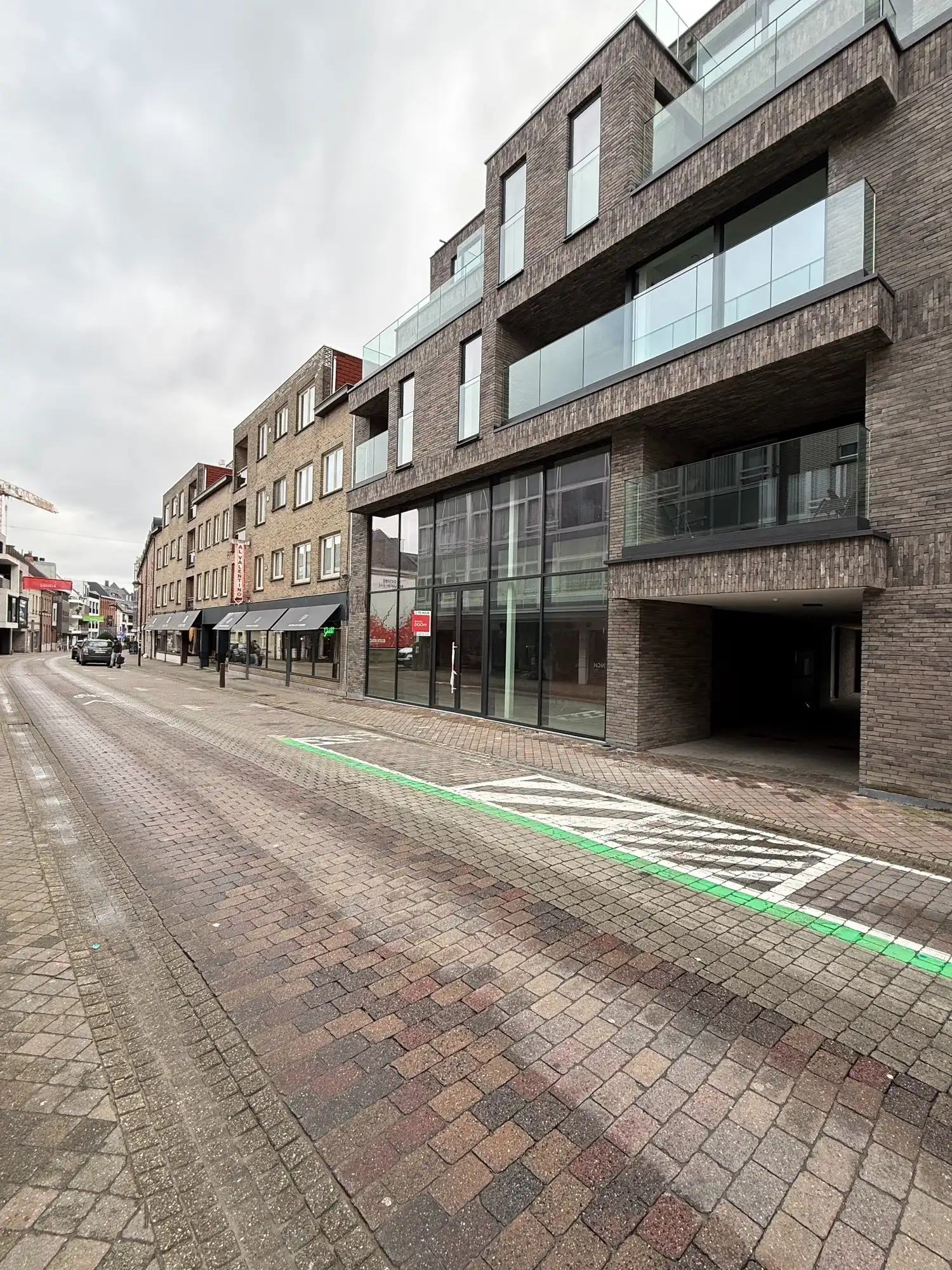 Nieuwbouw handelspand (200m²) met verdieping | Stormestraat foto 4