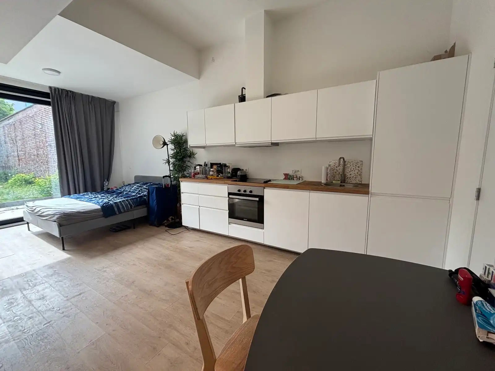 Ruime studio in studentenresidentie met tuin en terras   foto 2