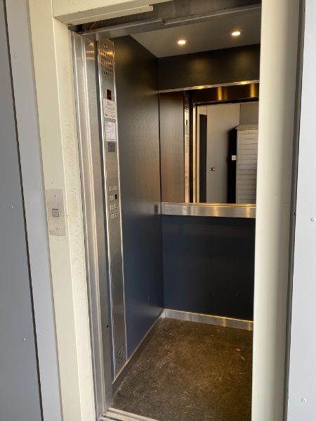 Dakstudio met parking centrum Geel! foto 13