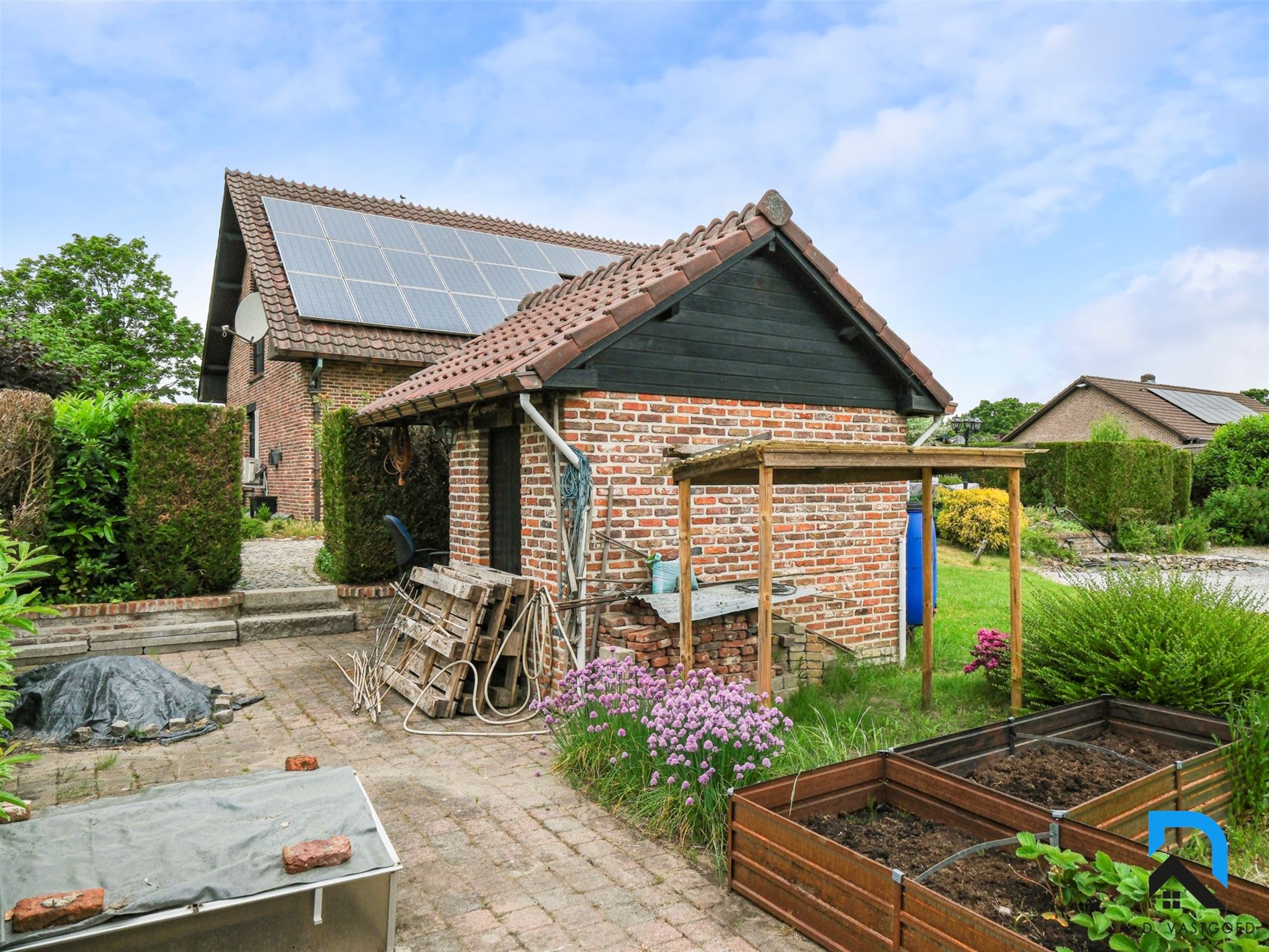 Ruime woning met 5 slaapkamers op toplocatie foto 34