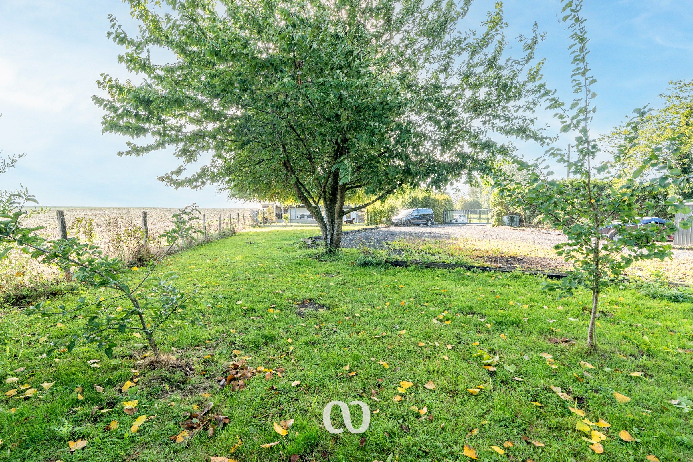 Prachtig gelegen villa met zwembad foto 24