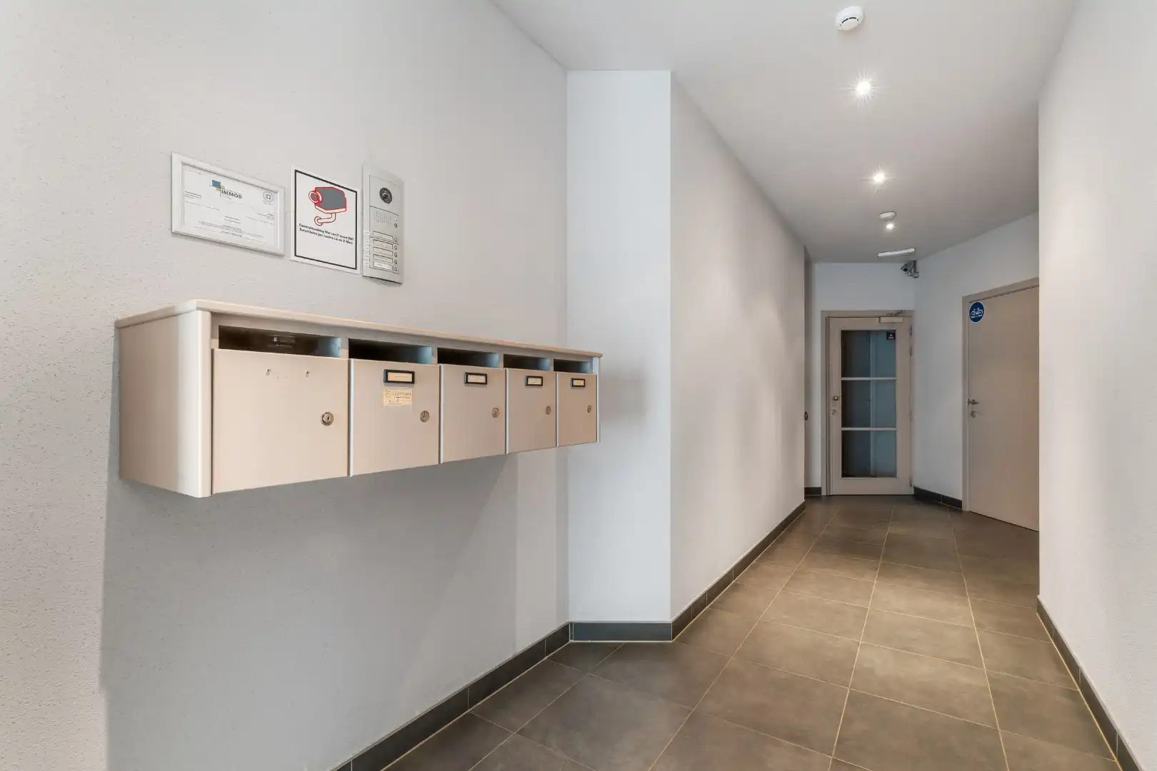 Recent duplex-appartement te huur in Gent (Mariakerke) – ruim, lichtrijk en kwalitatief afgewerkt foto 17