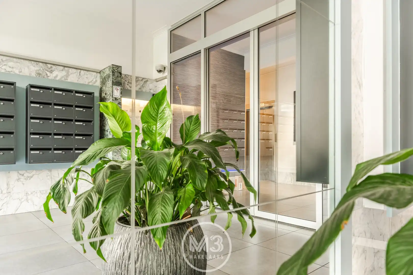 Ruim appartement met 3 slaapkamers en een ruim terras. foto 19