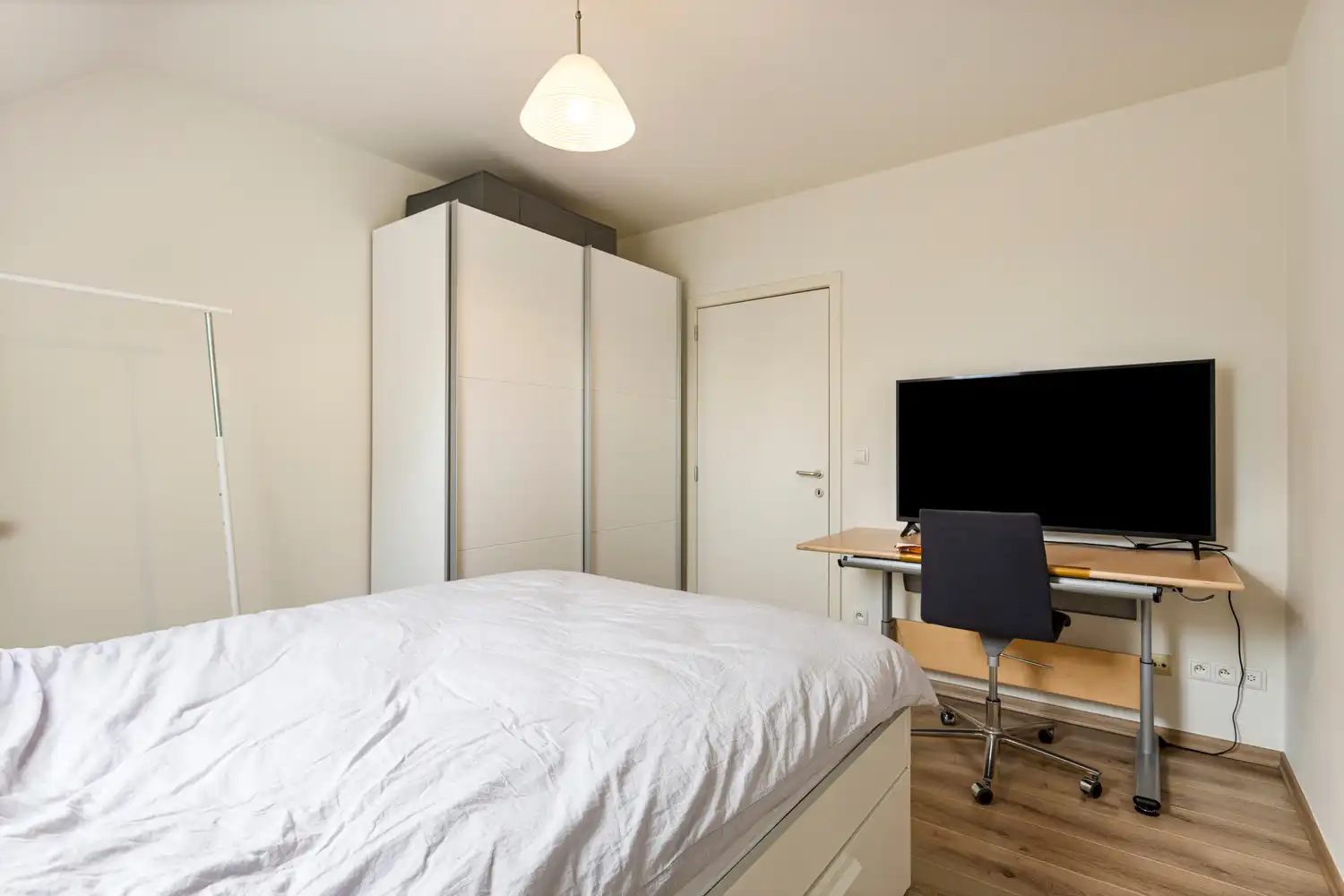 ZEER RUIM DUPLEX APPARTEMENT CENTRUM DIEST MET ZICHT OP PARK! foto 23