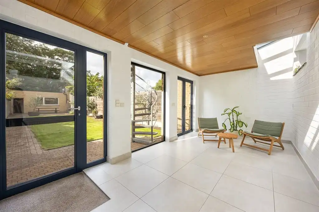 Riume, instapklare bel-etage met zonnige tuin foto 17