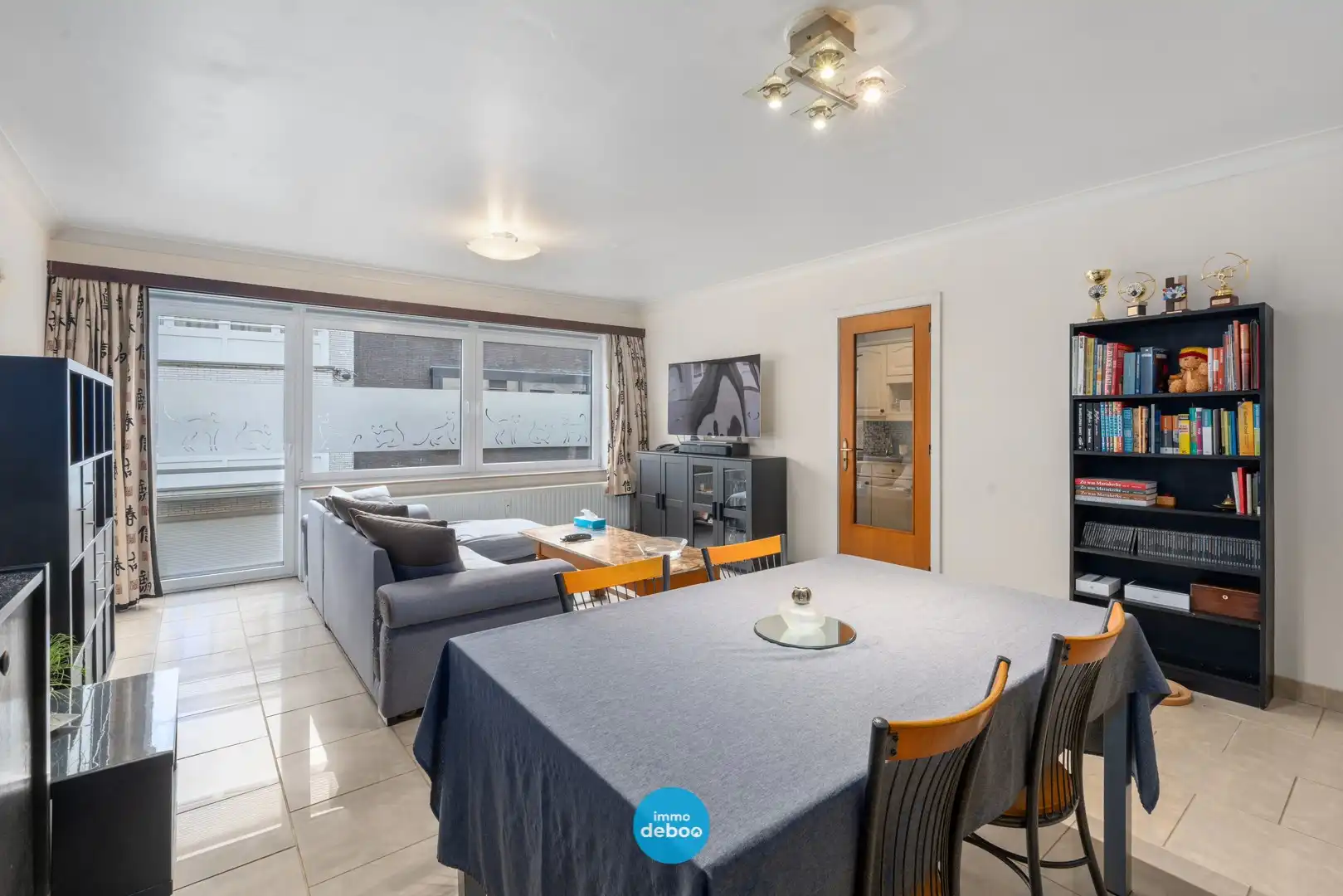 Zonnig appartement met 2 slaapkamers & terrassen in kleinschalig gebouw foto 2