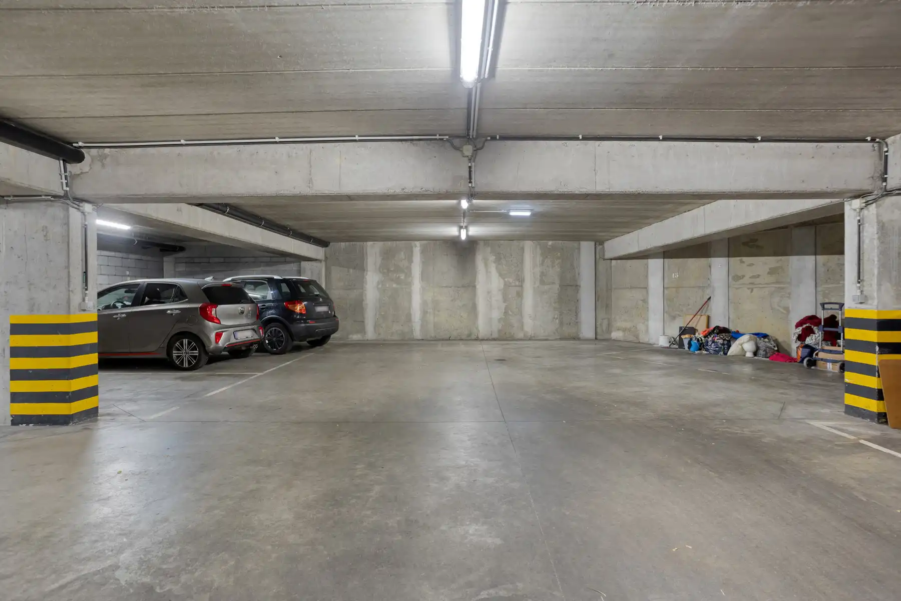 APPARTEMENT 7DE VERDIEPING + ONDERGRONDSE AUTOSTAANPLAATS foto 17