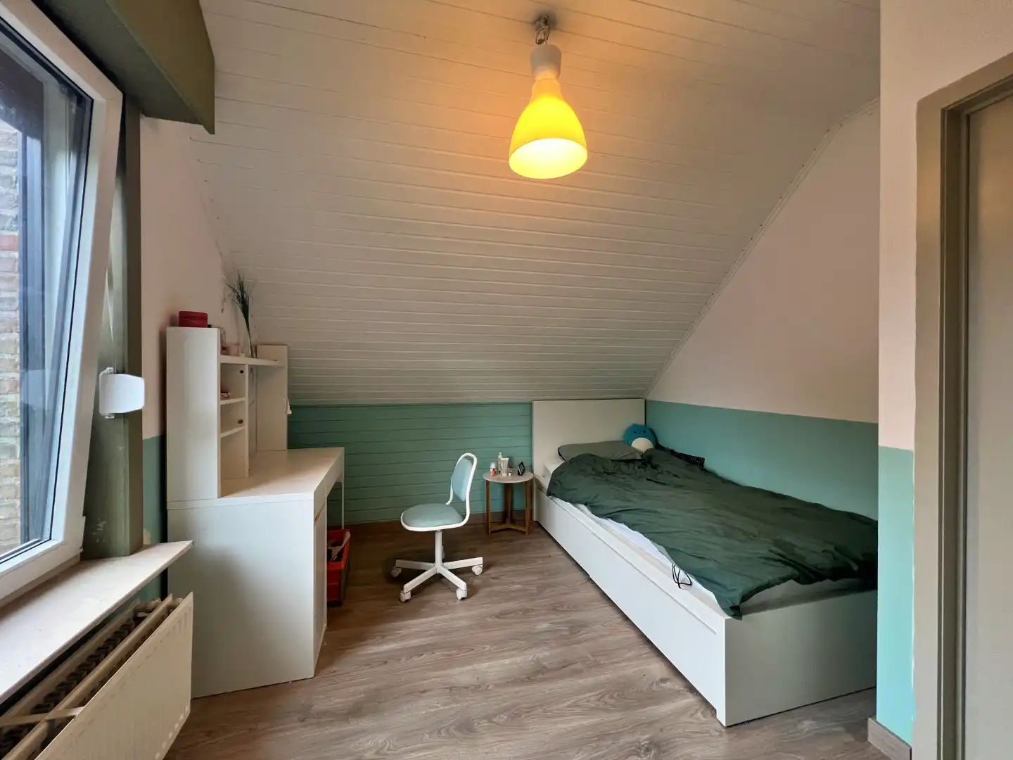 🏡 Halfopen woning met 3 slaapkamers en garage te huur in Mariakerke (Gent) foto 13