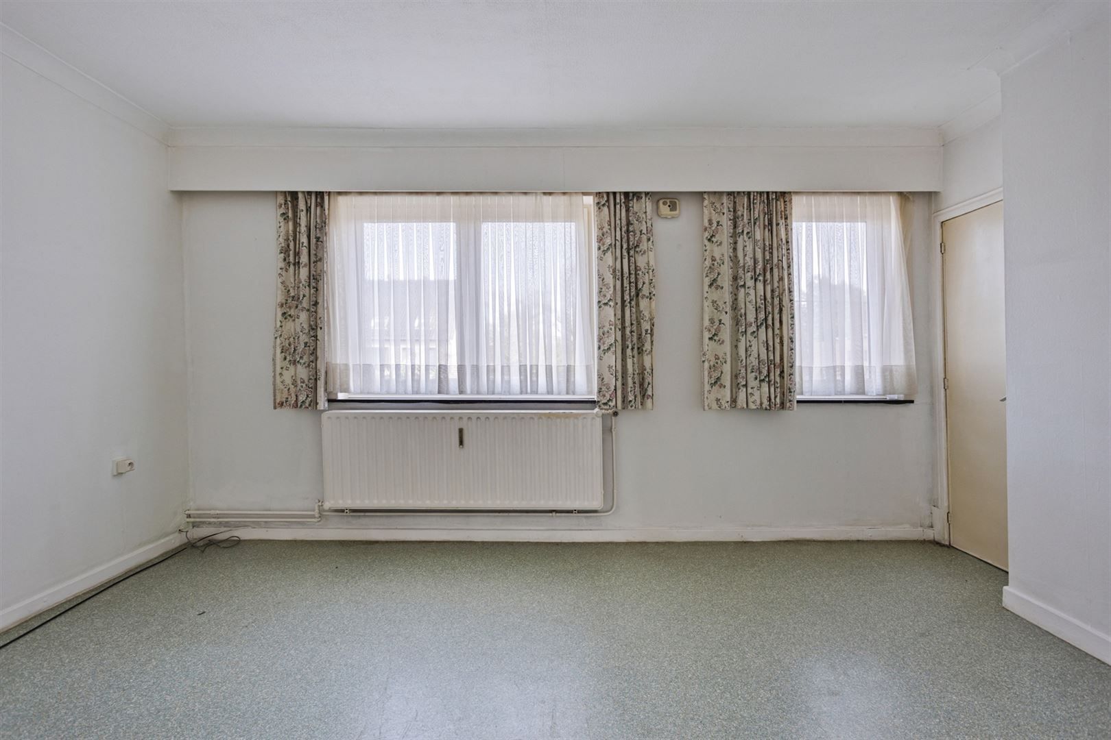 TE KOOP: Handelshuis op 7a33ca te Zonhoven! foto 8